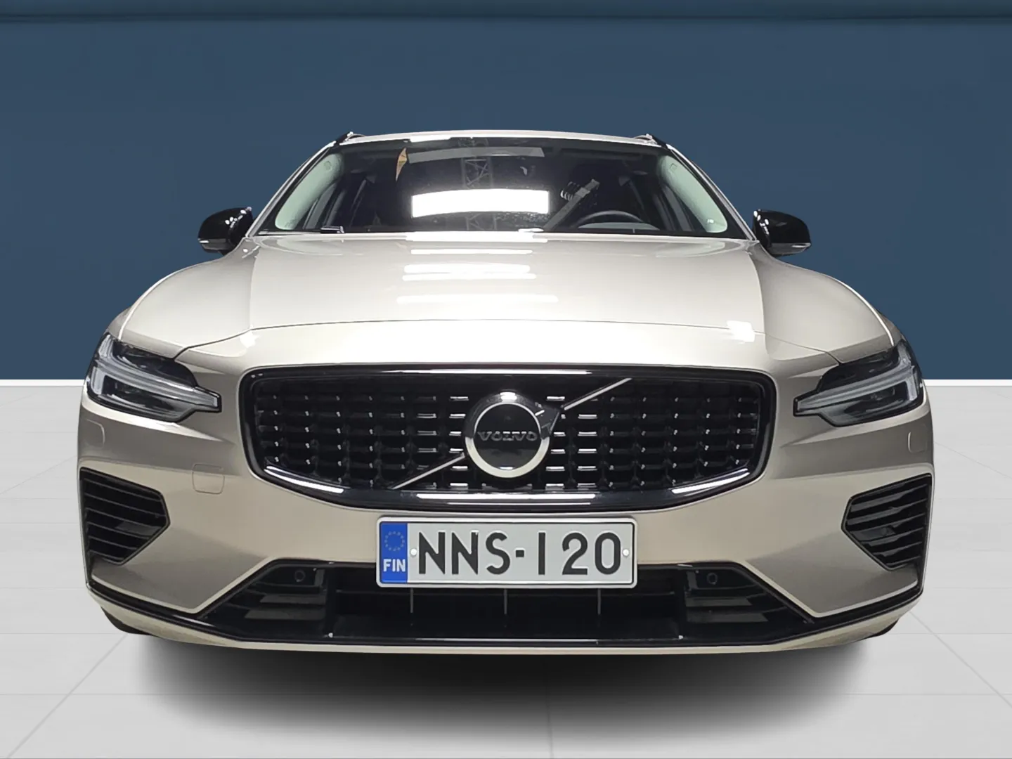 Autokuva 2 - NNS-120