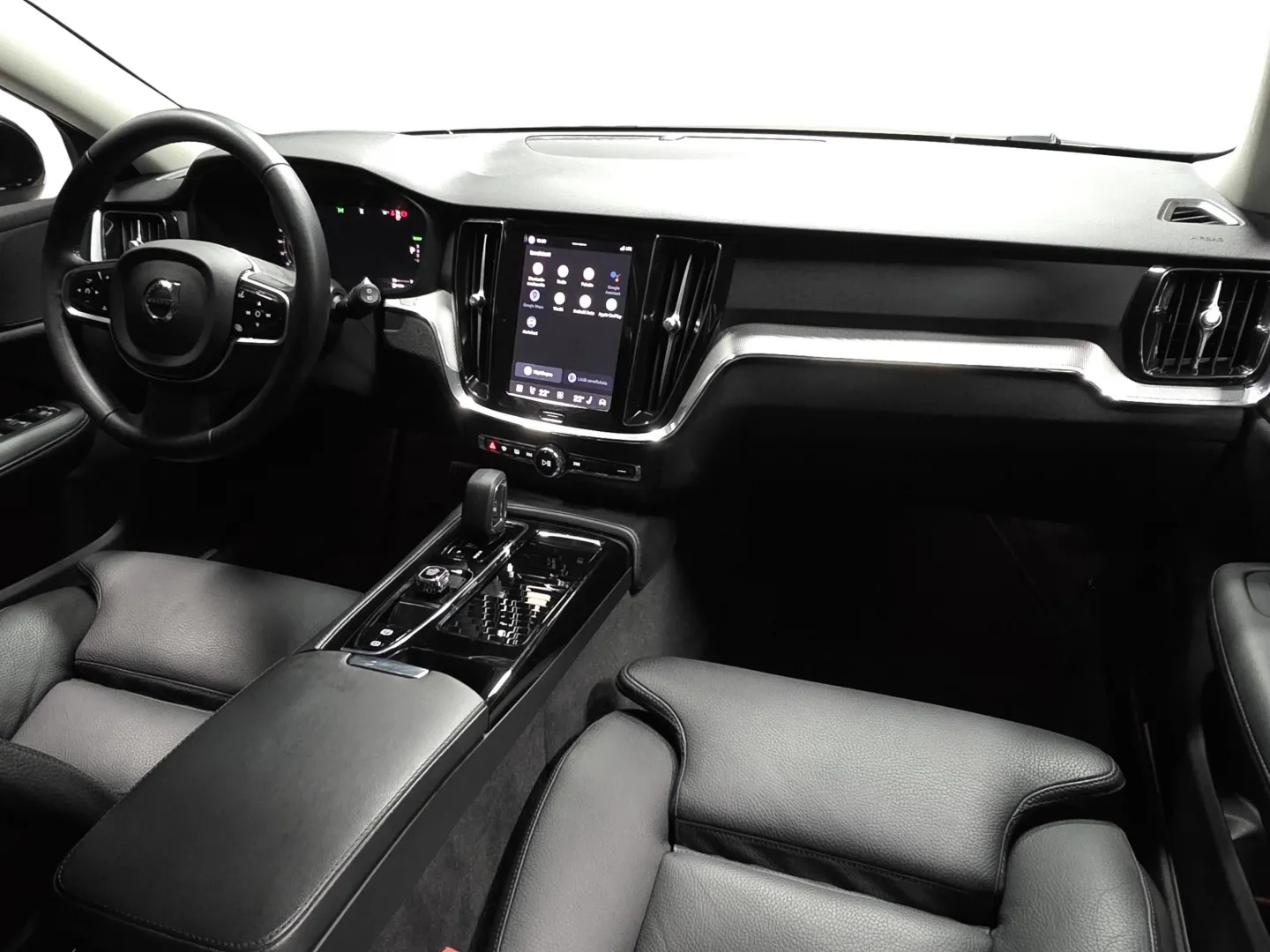 Autokuva 16 - NNS-120