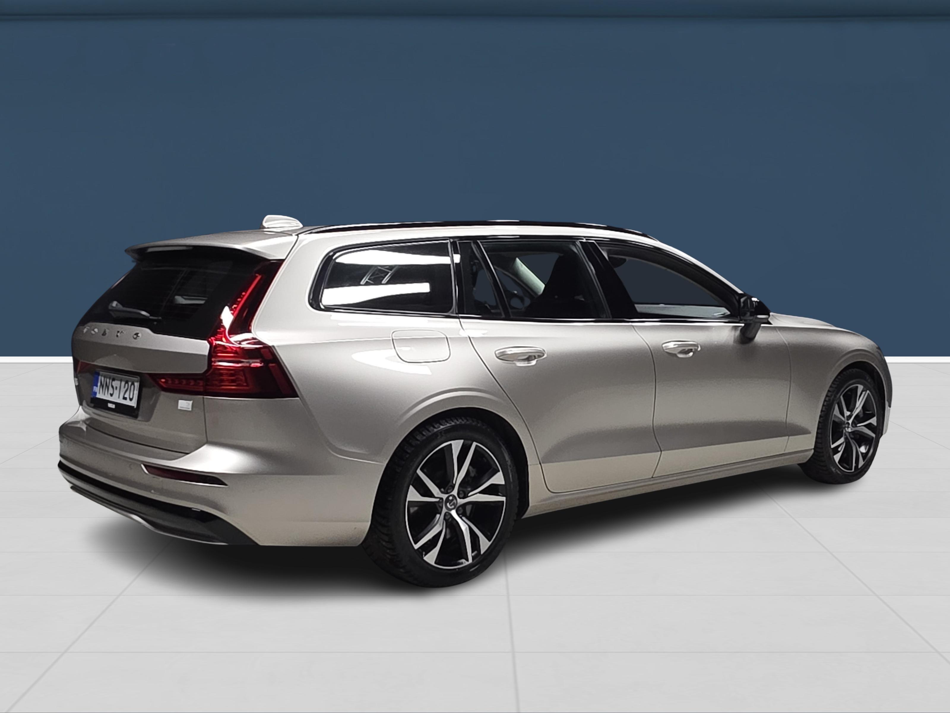 Volvo V60 2024, kuva 4/16