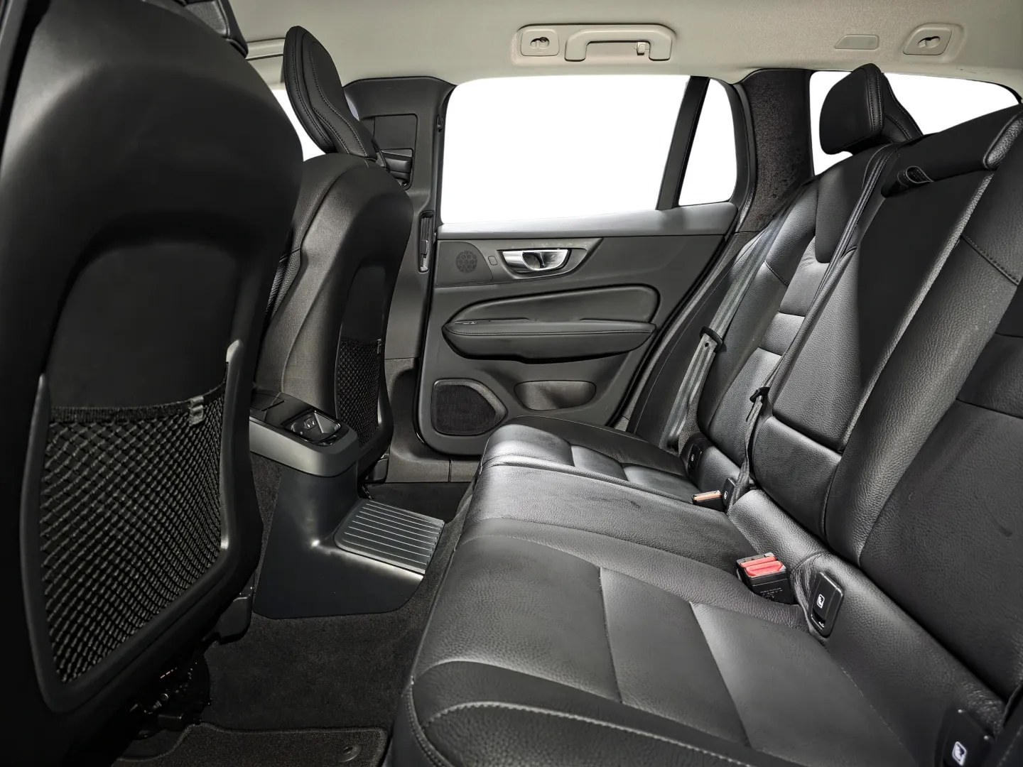 Autokuva 9 - NNS-120