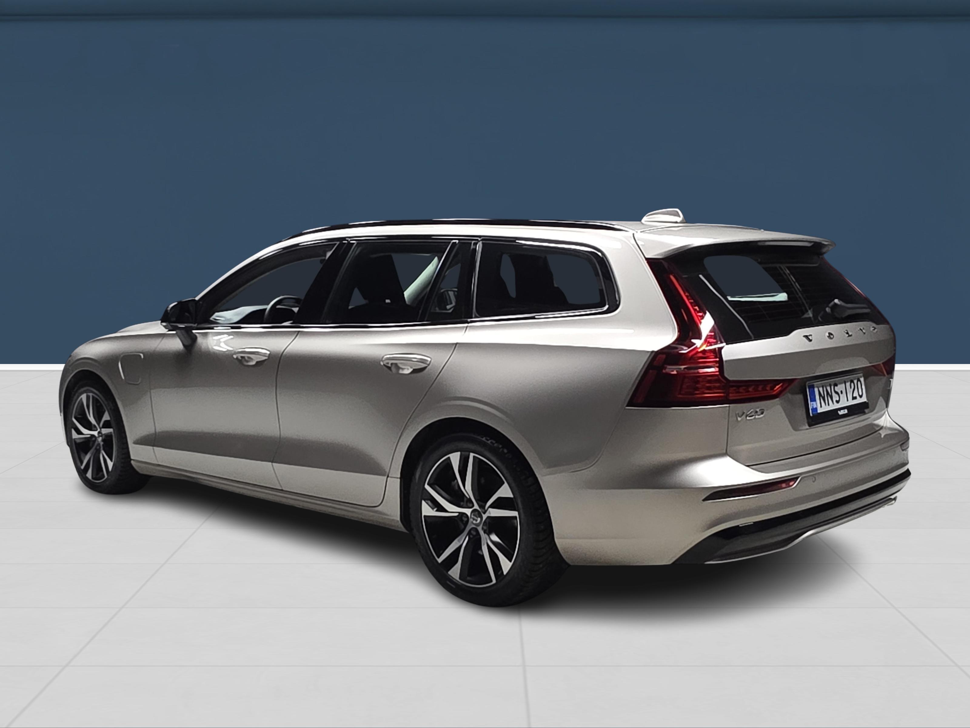 Volvo V60 2024, kuva 6/16
