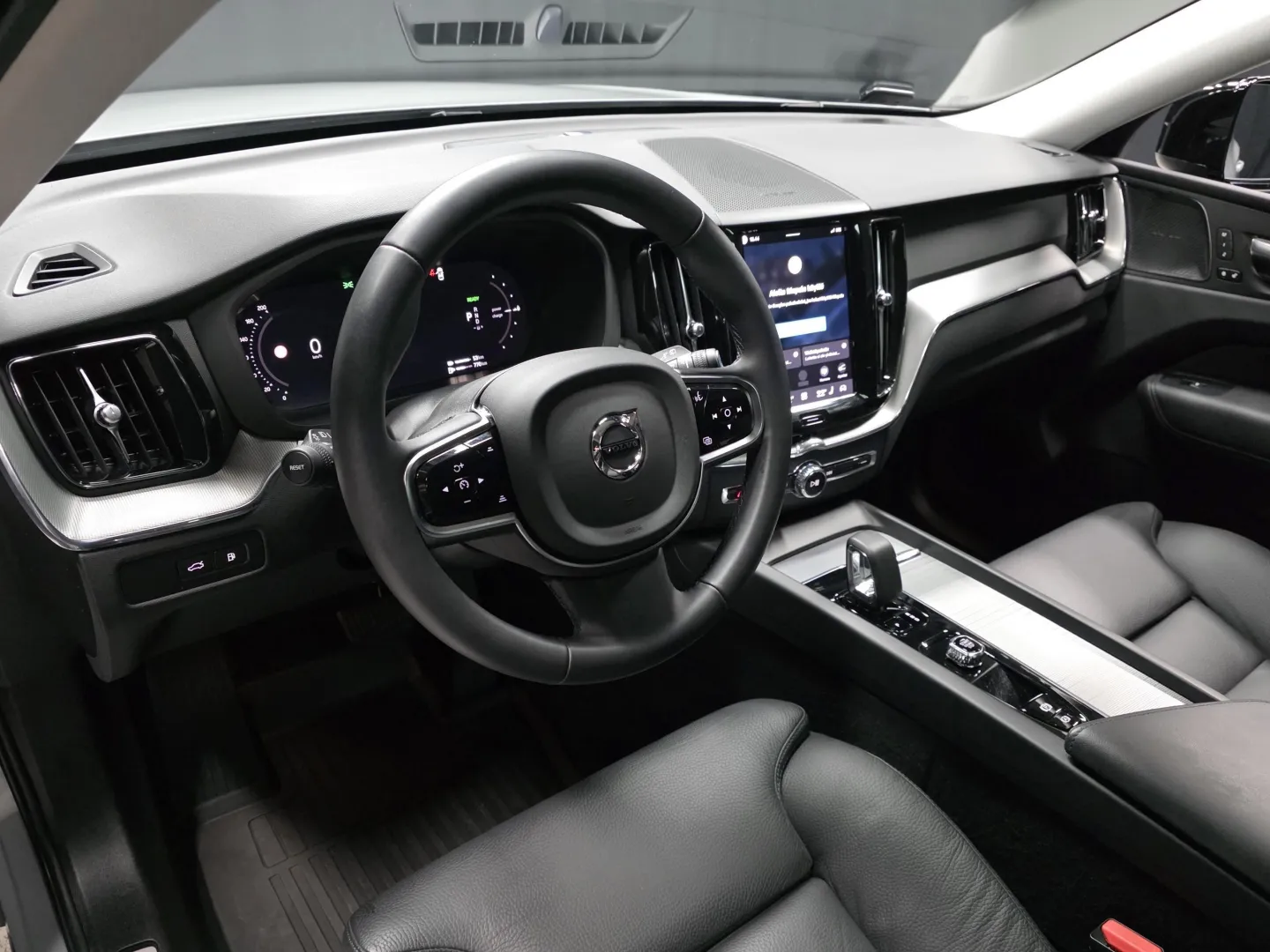 Autokuva 8 - NNZ-222