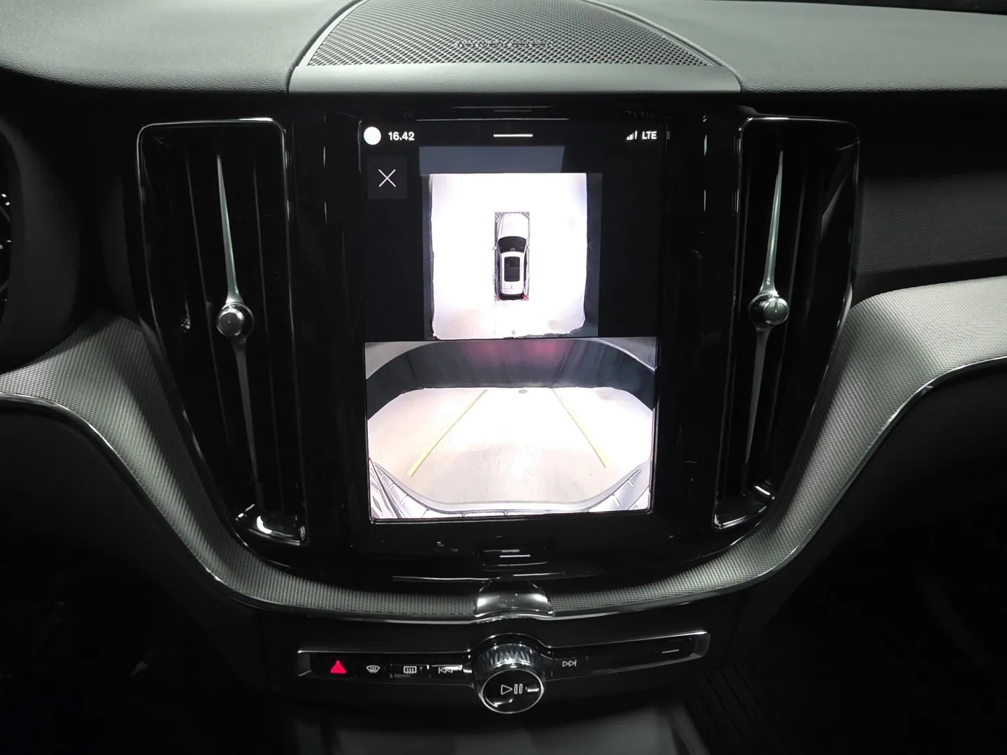 Autokuva 13 - NNZ-222