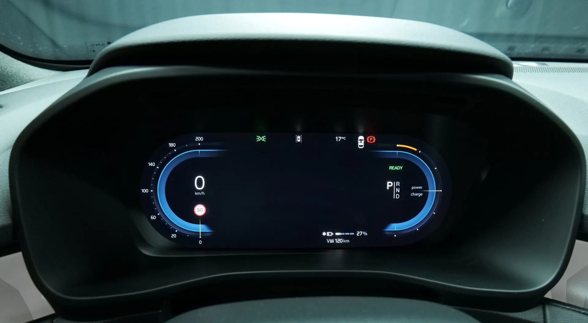 Autokuva 6 - NOA-645