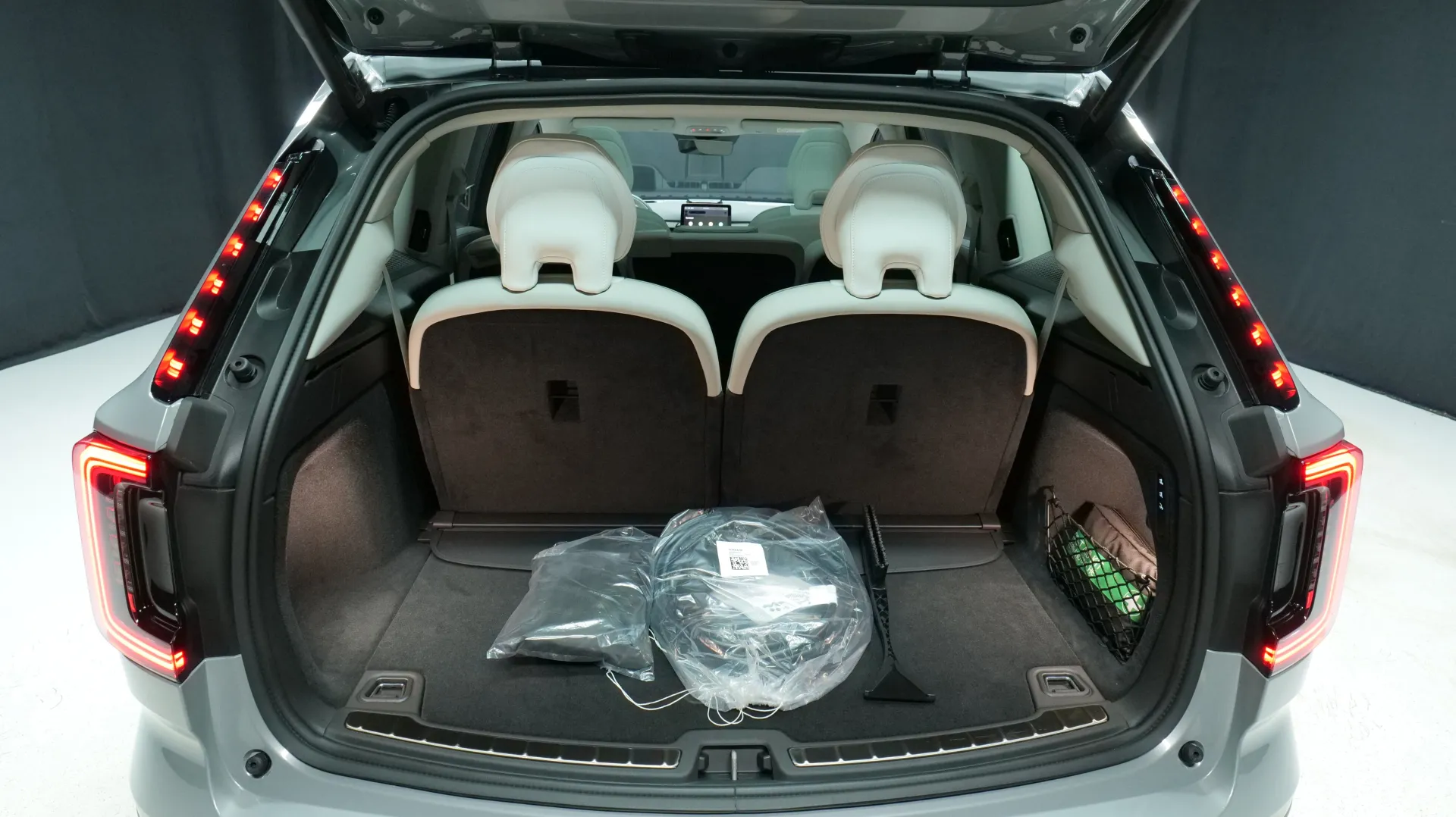 Autokuva 34 - NOA-646