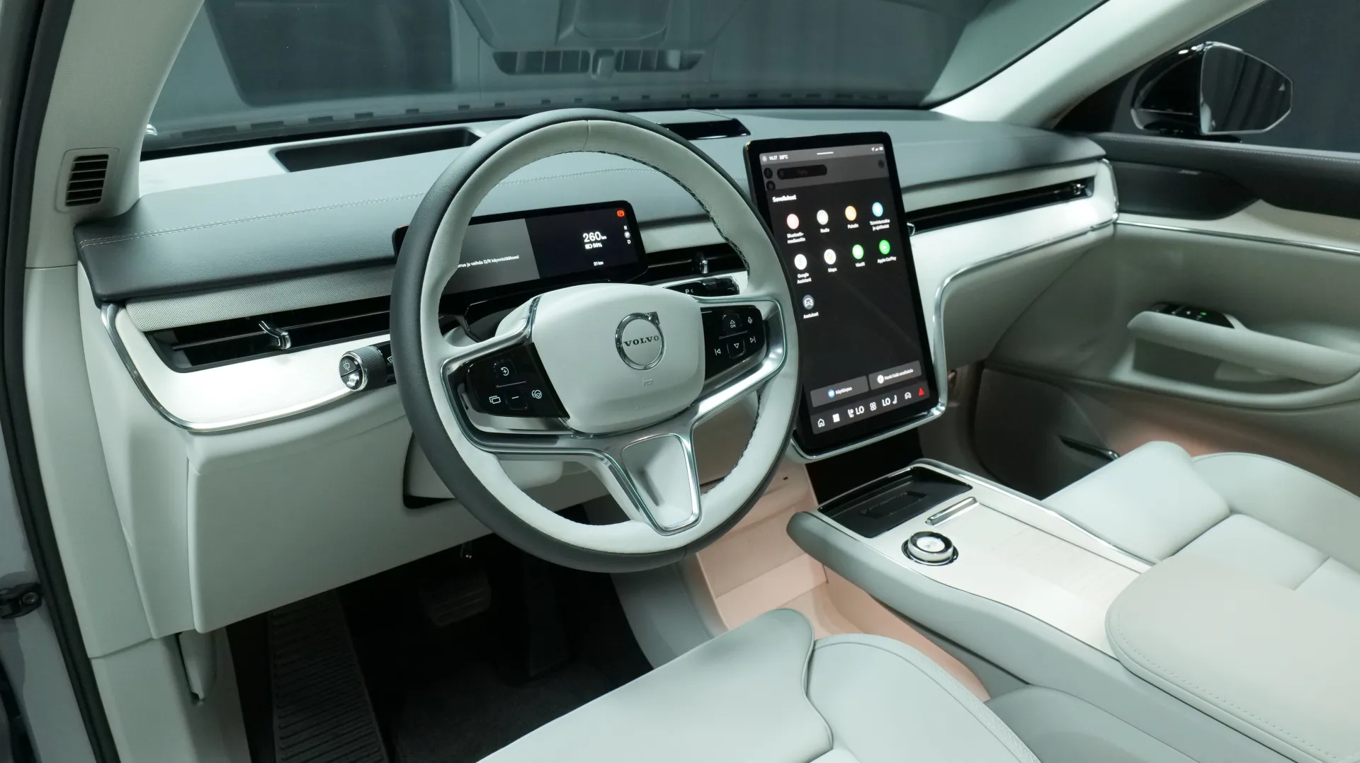 Autokuva 26 - NOA-646