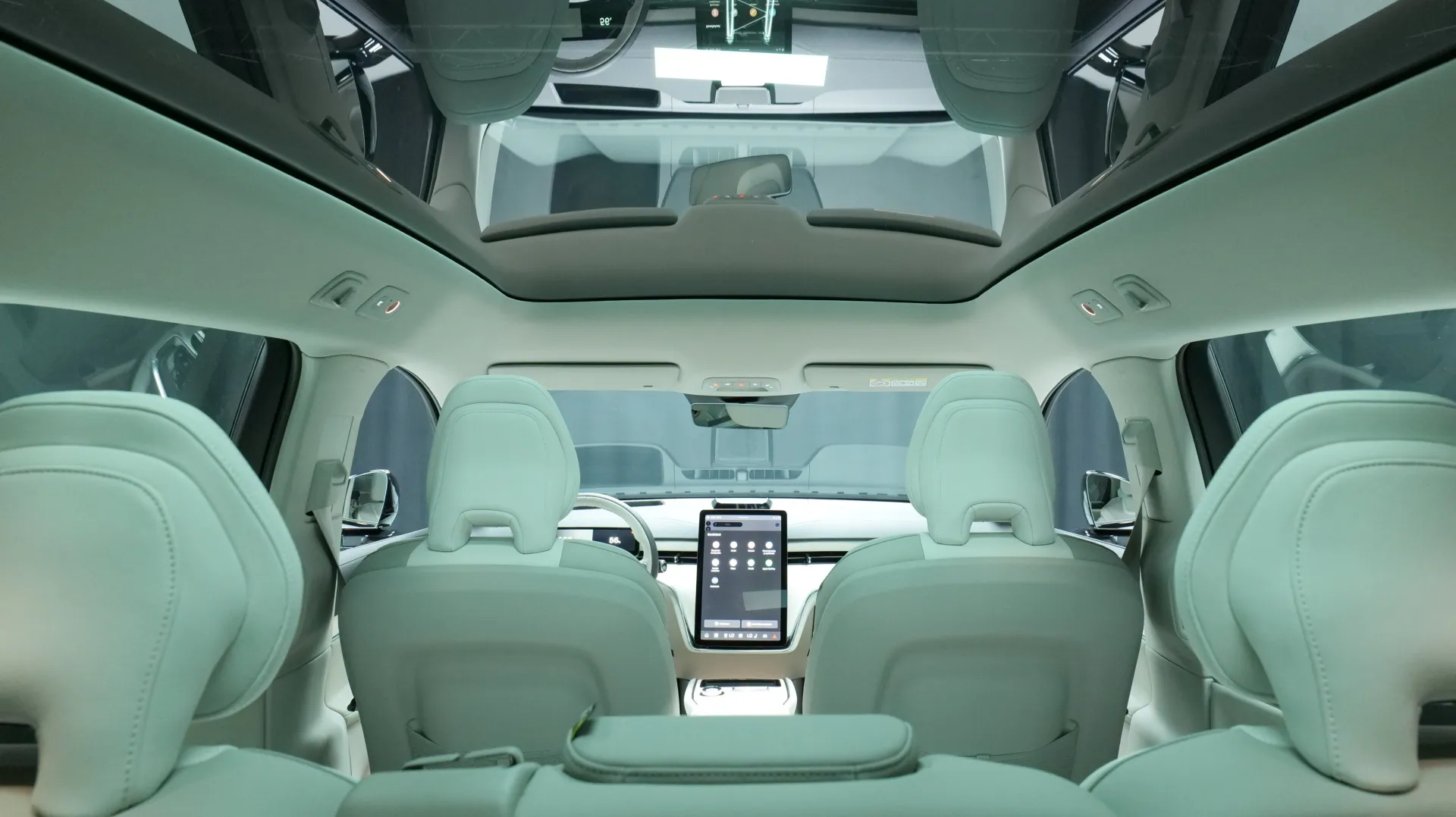 Autokuva 36 - NOA-646