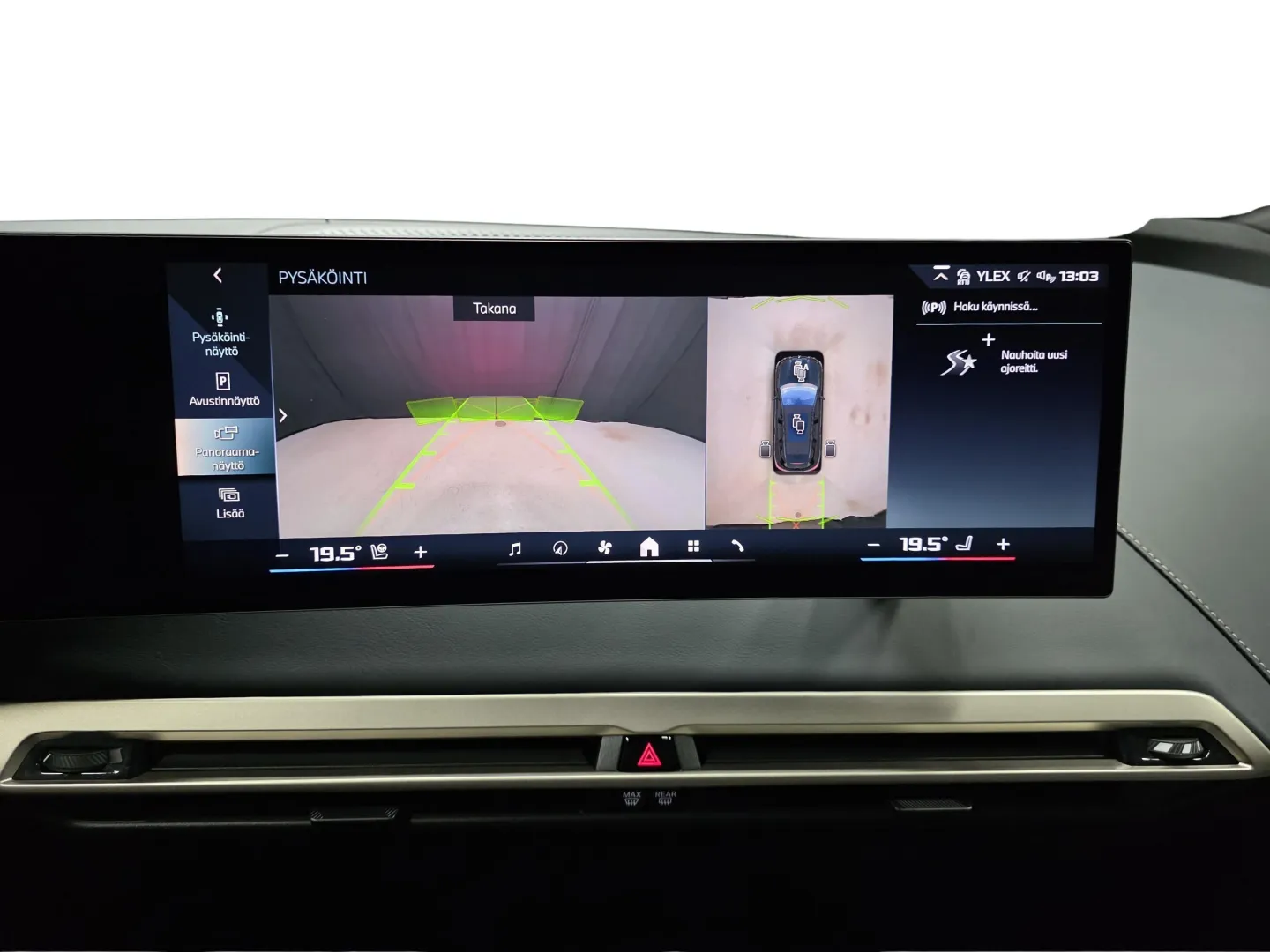 Autokuva 14 - NOA-985