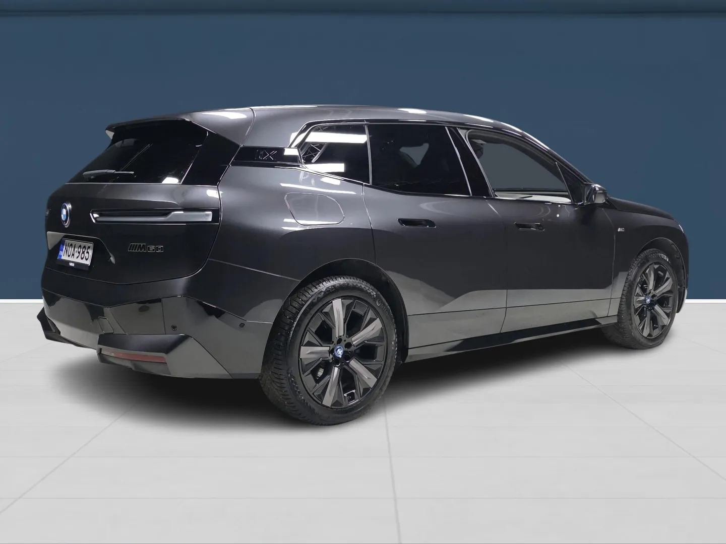 Autokuva 4 - NOA-985