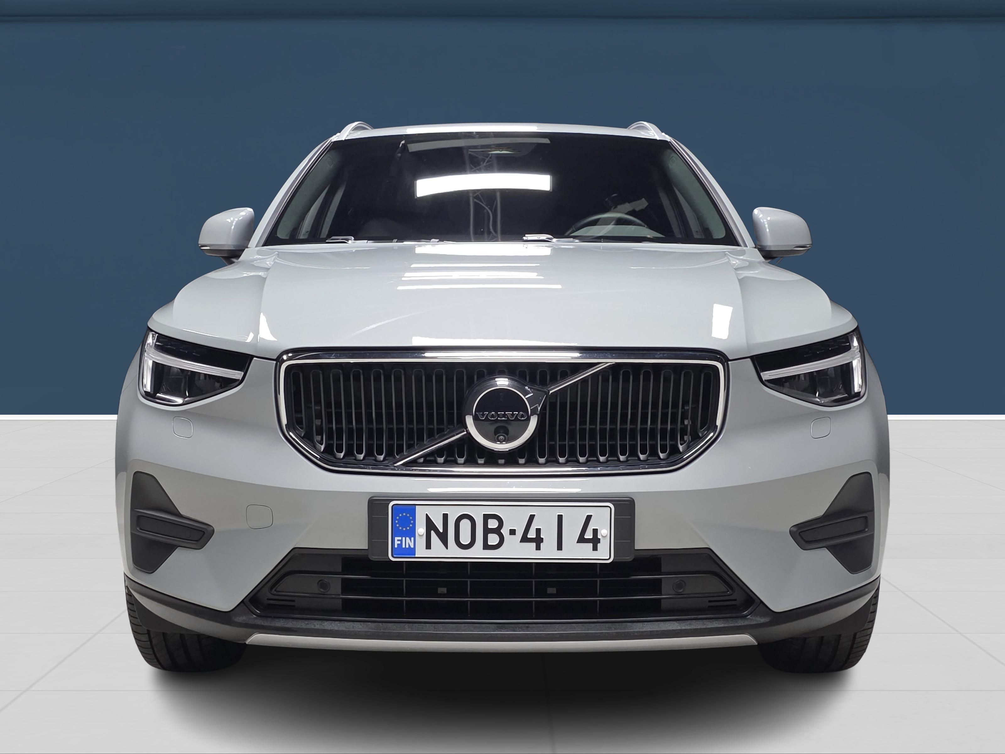 Volvo XC40 B3 MHEV Edition DCT aut 2025, kuva 2/17