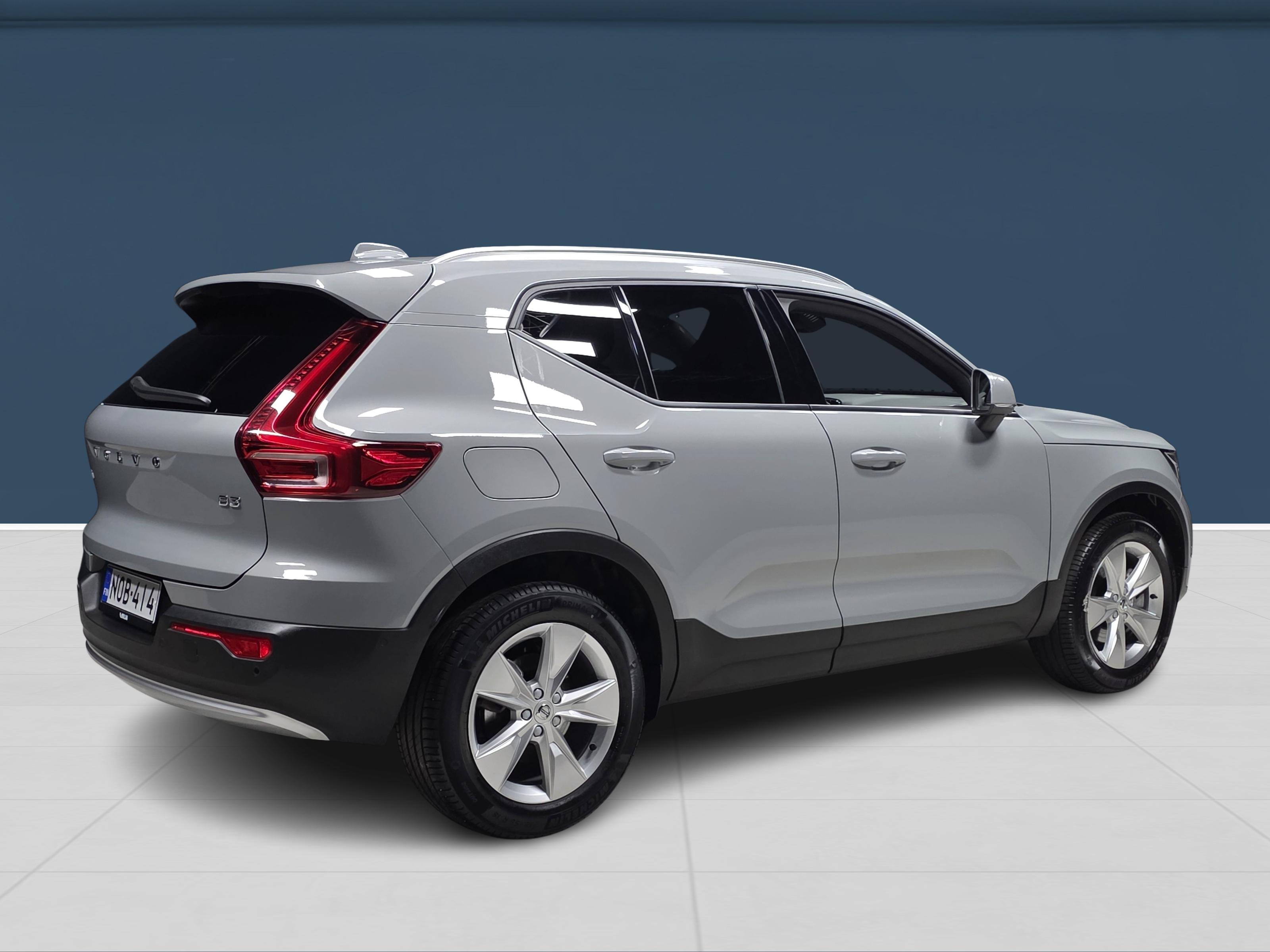 Volvo XC40 B3 MHEV Edition DCT aut 2025, kuva 4/17