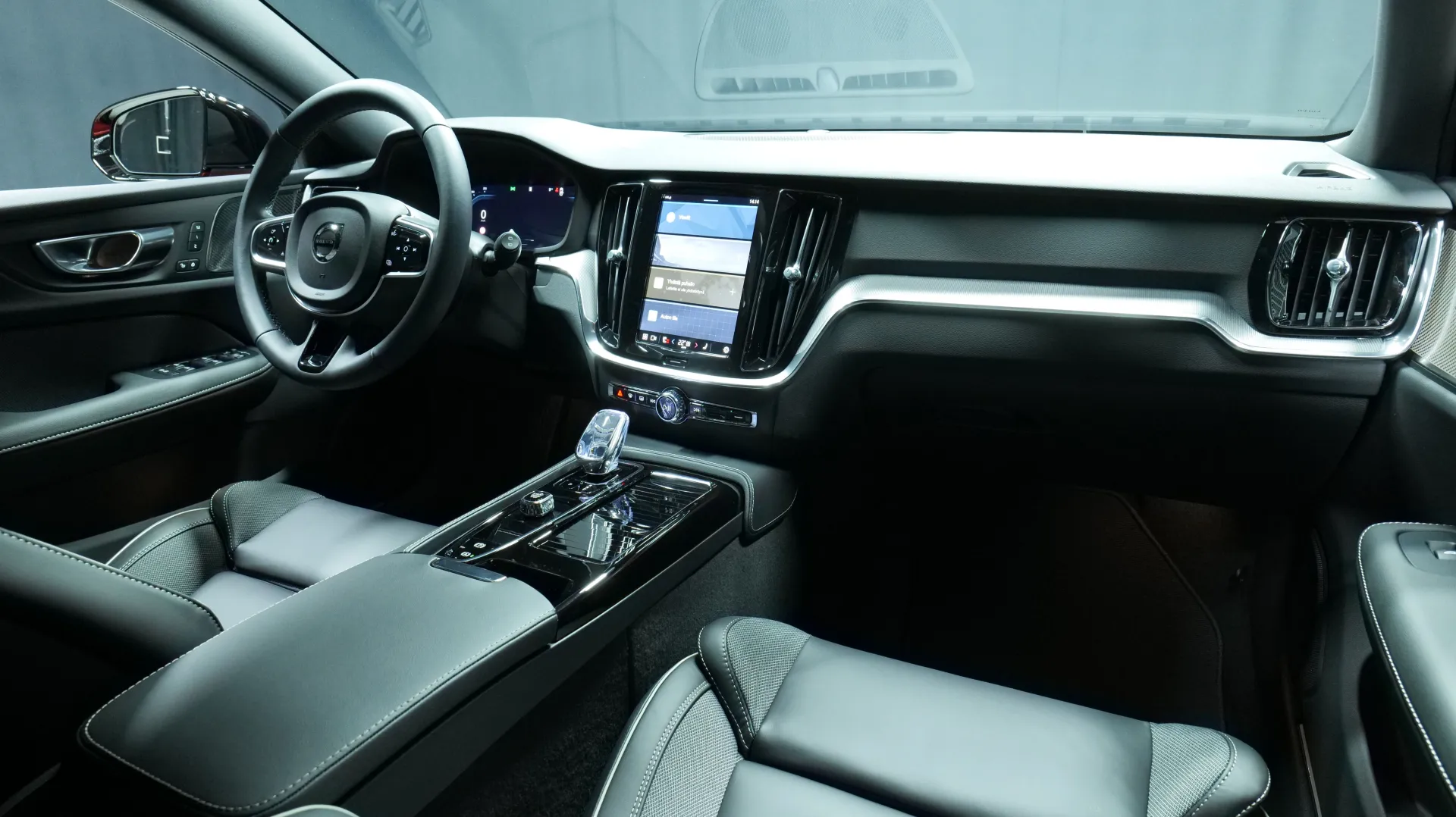 Autokuva 18 - NOB-840