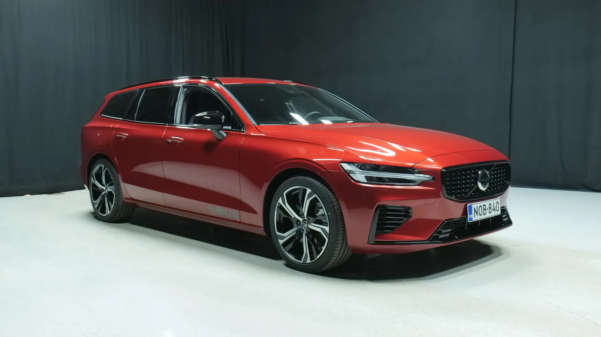 Autokuva 5 - NOB-840