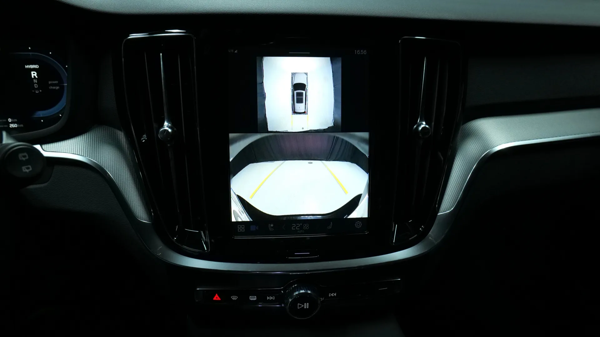 Autokuva 7 - NOB-844