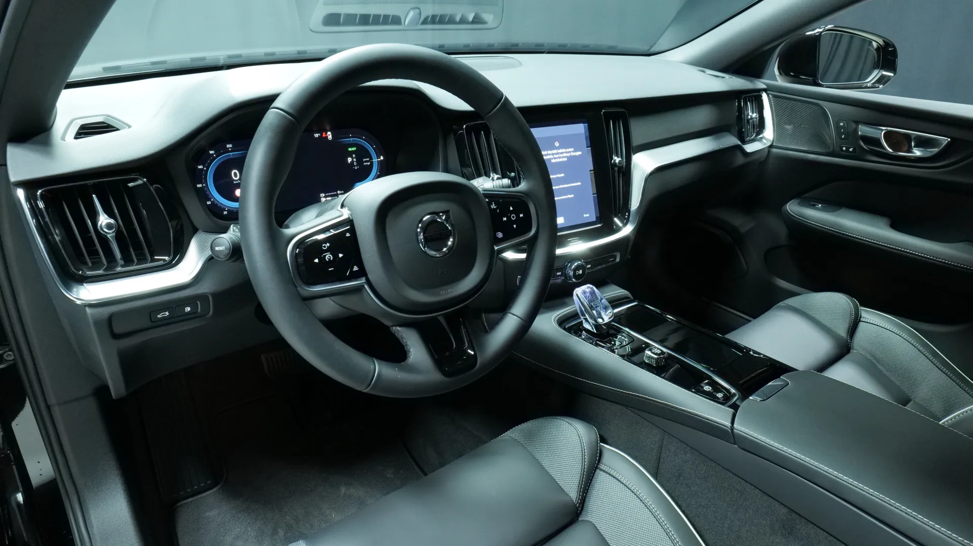 Autokuva 13 - NOB-844