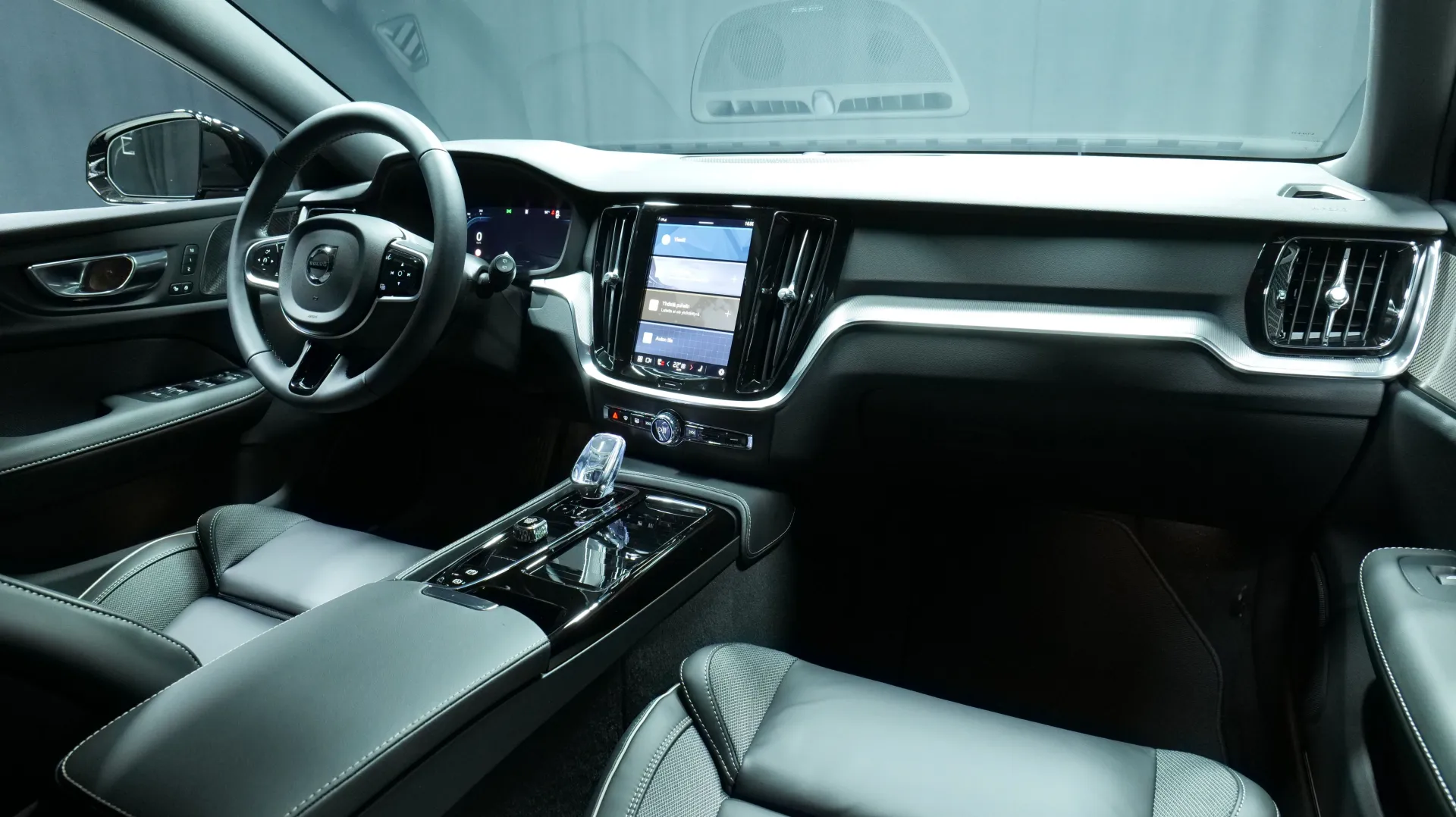 Autokuva 18 - NOB-844