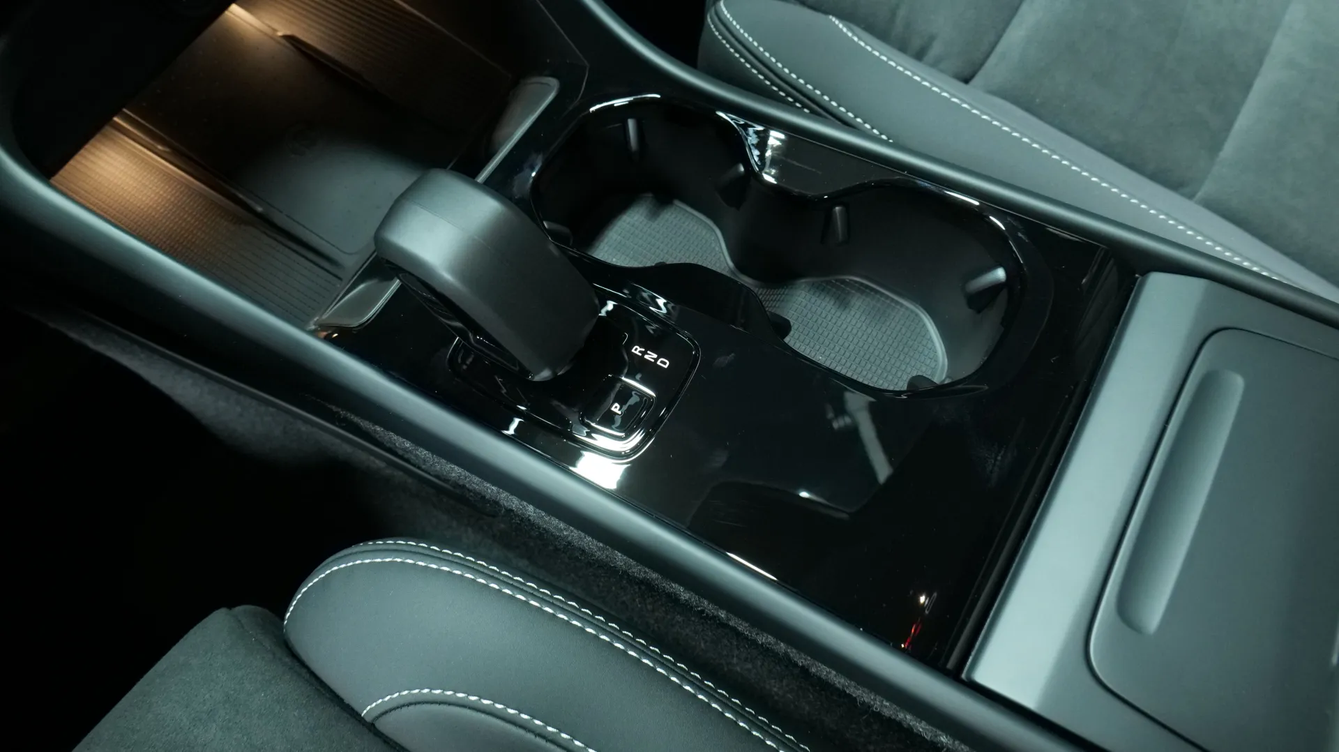 Autokuva 9 - NOE-527