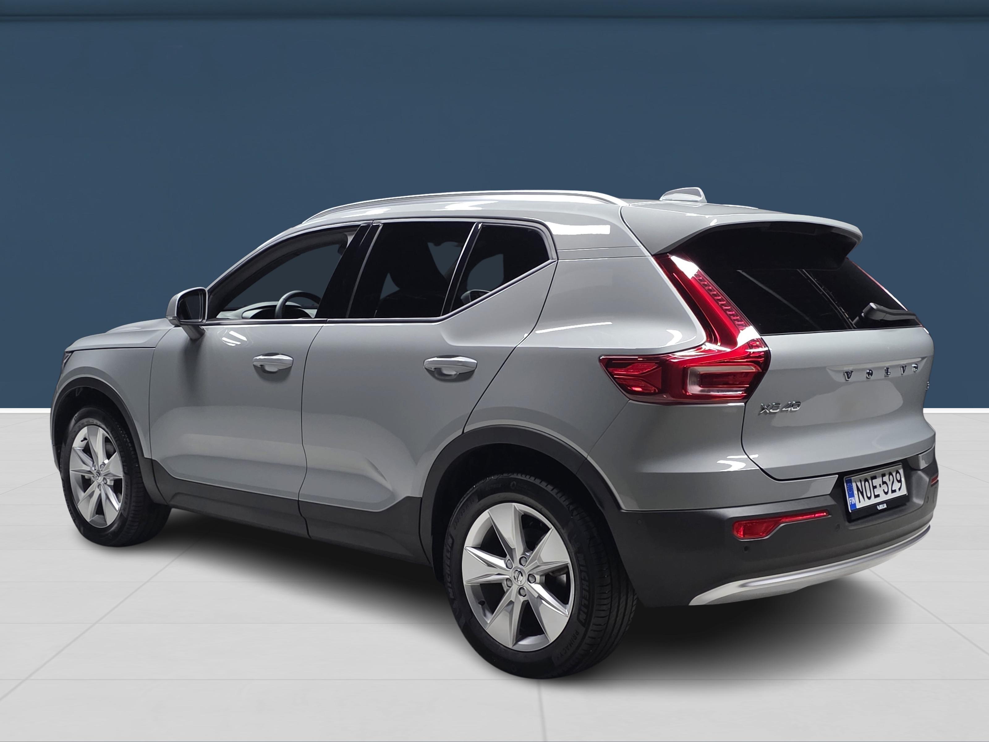 Volvo XC40 B3 MHEV Edition DCT aut 2025, photo 6/16