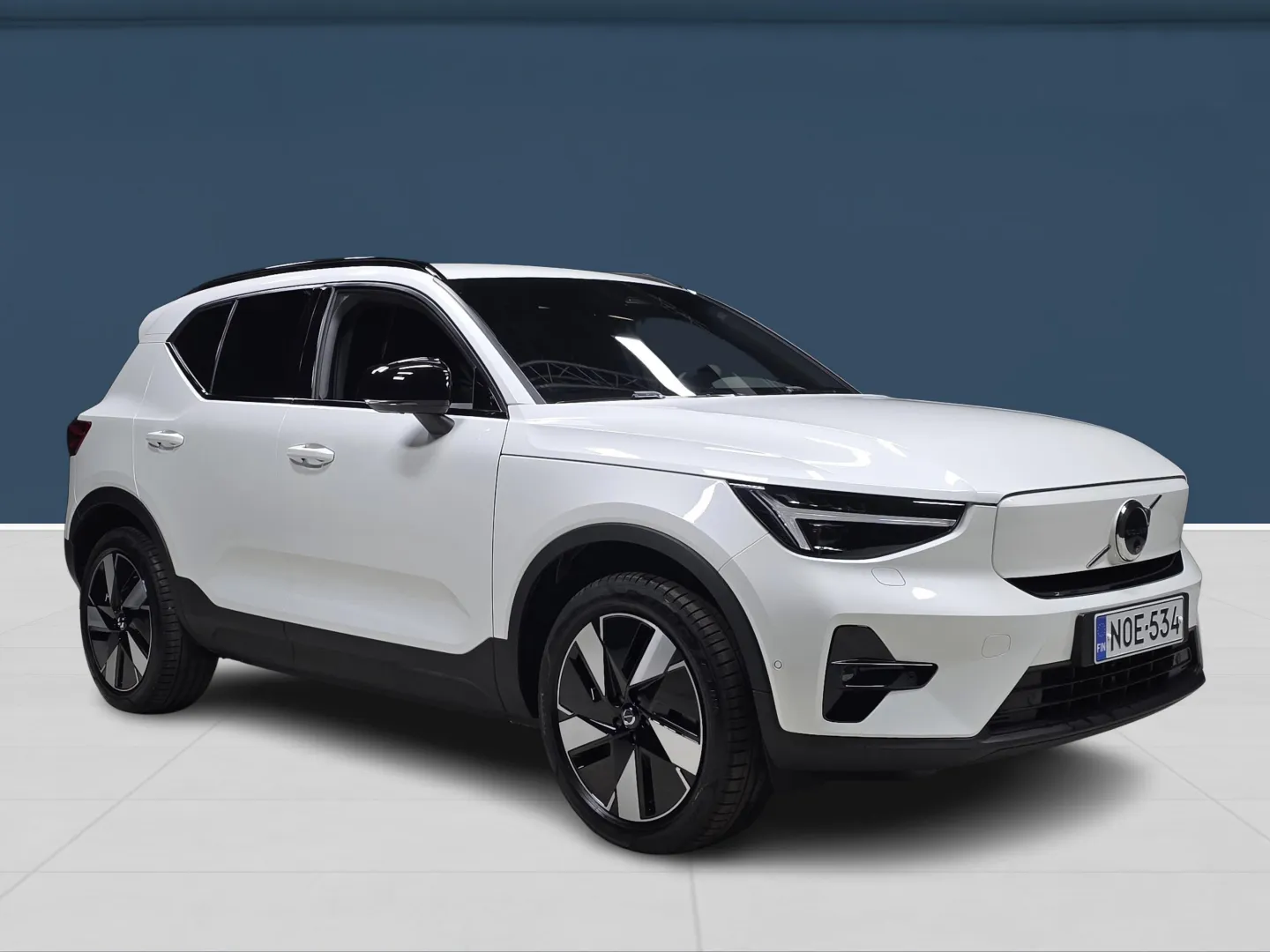 Autokuva 3 - NOE-534