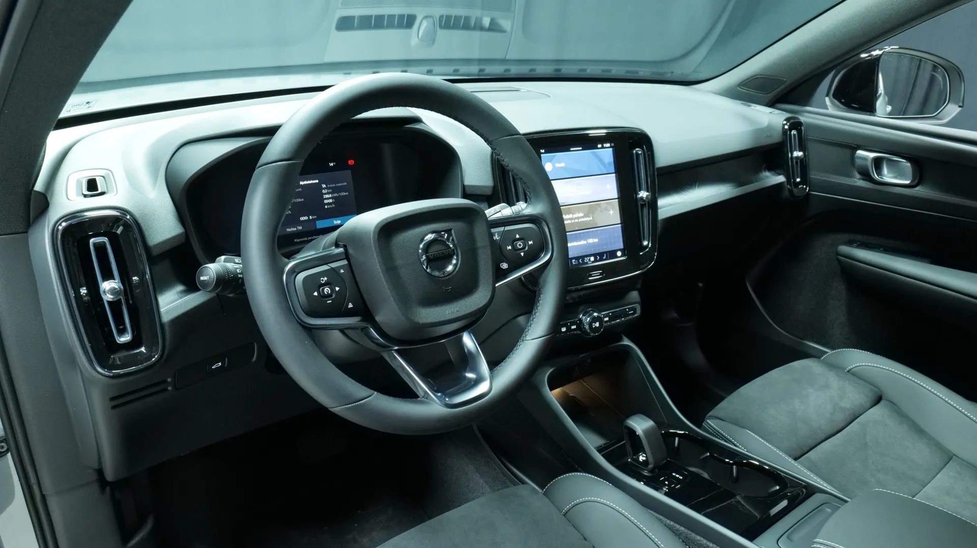 Autokuva 11 - NOE-539