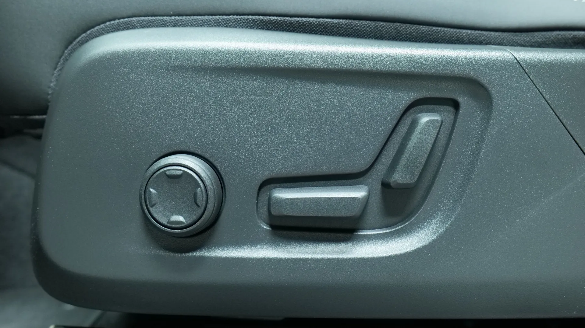 Autokuva 10 - NOE-539