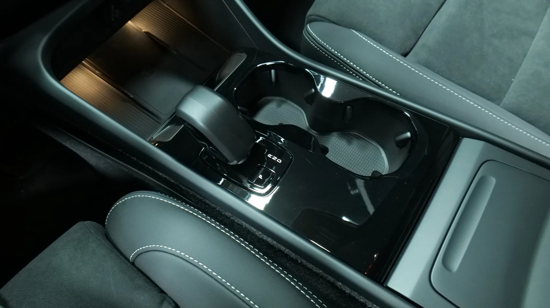 Autokuva 9 - NOE-539