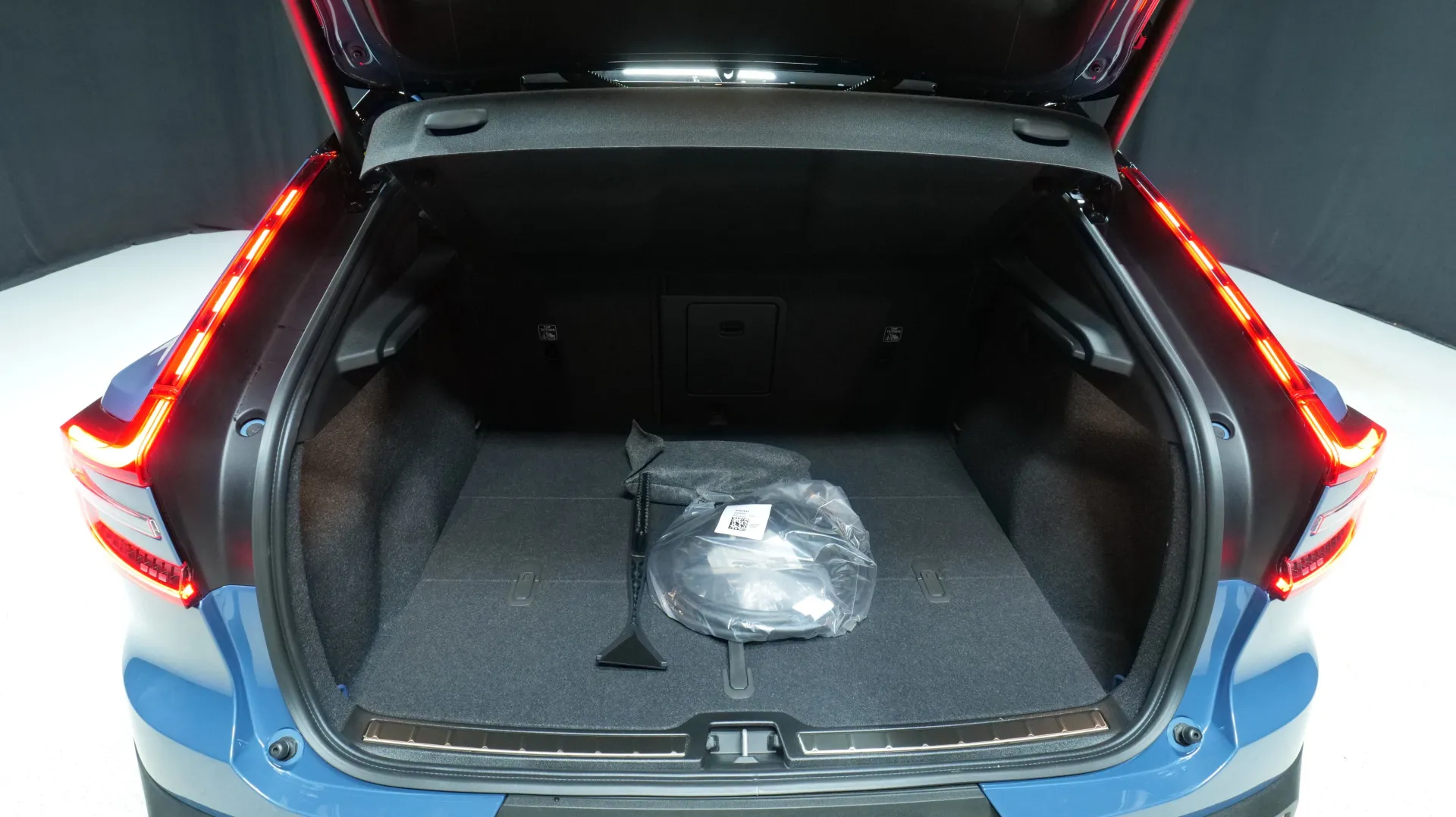 Autokuva 17 - NOE-543