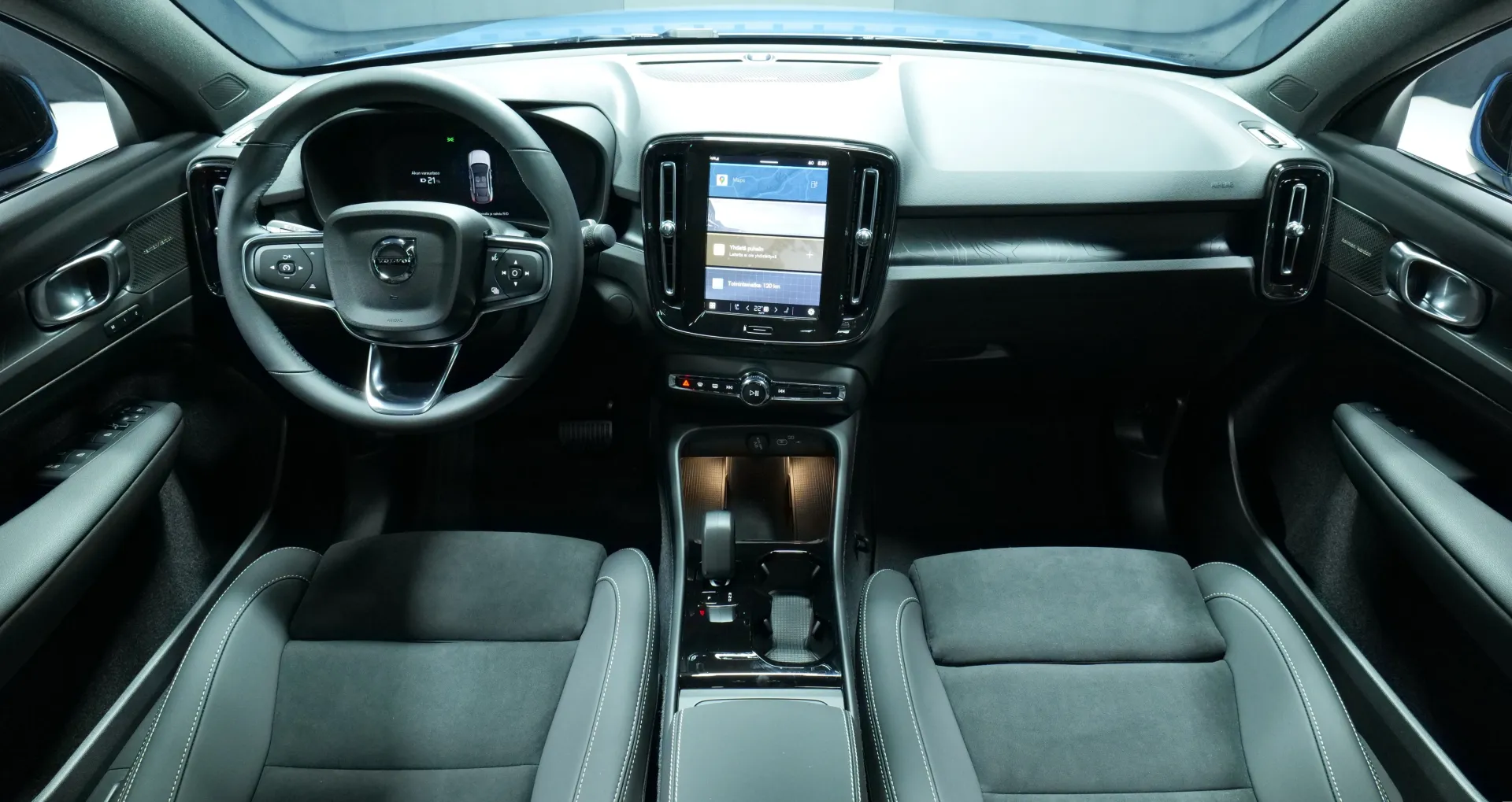 Autokuva 14 - NOE-543