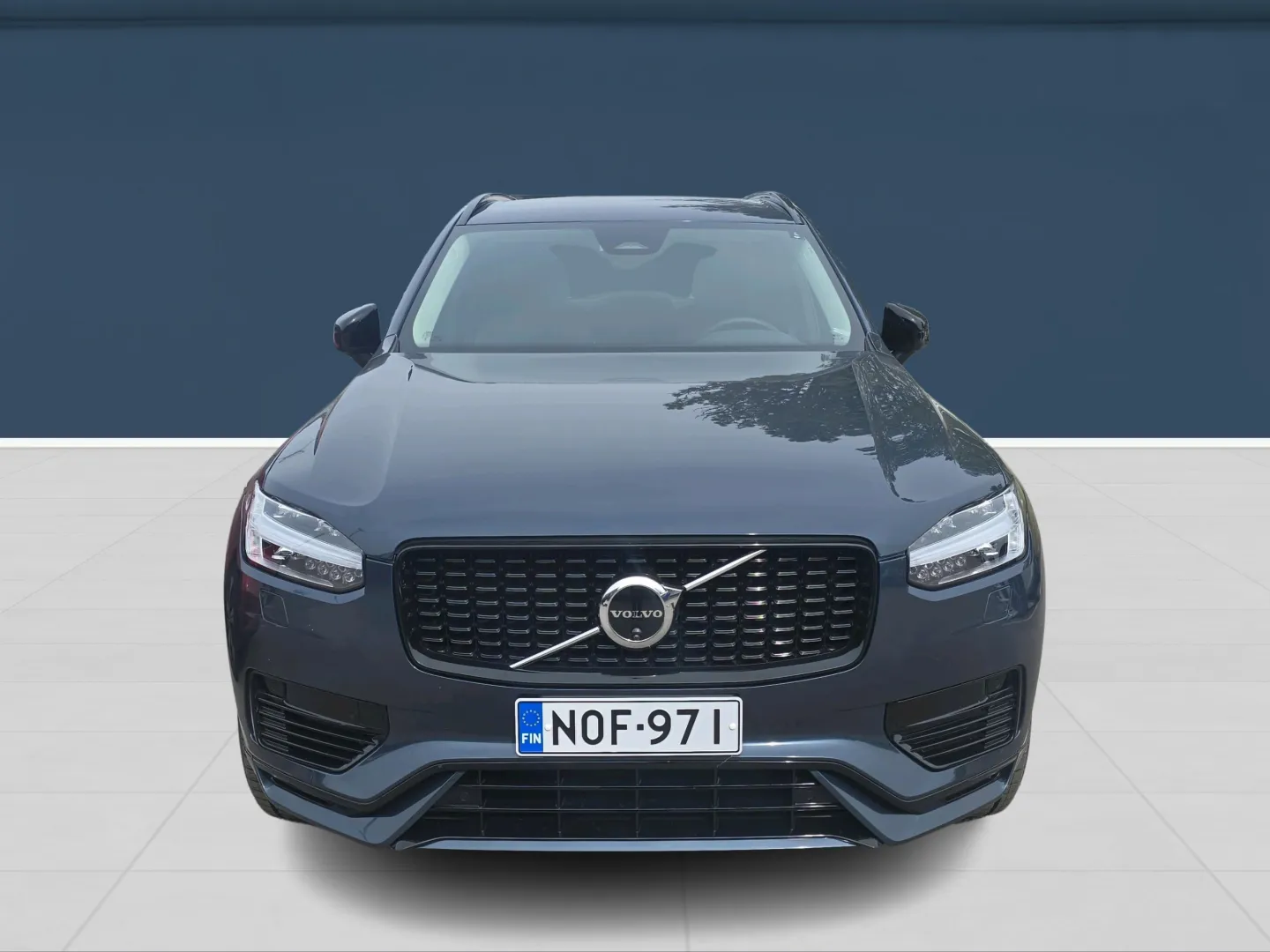 Autokuva 2 - NOF-971