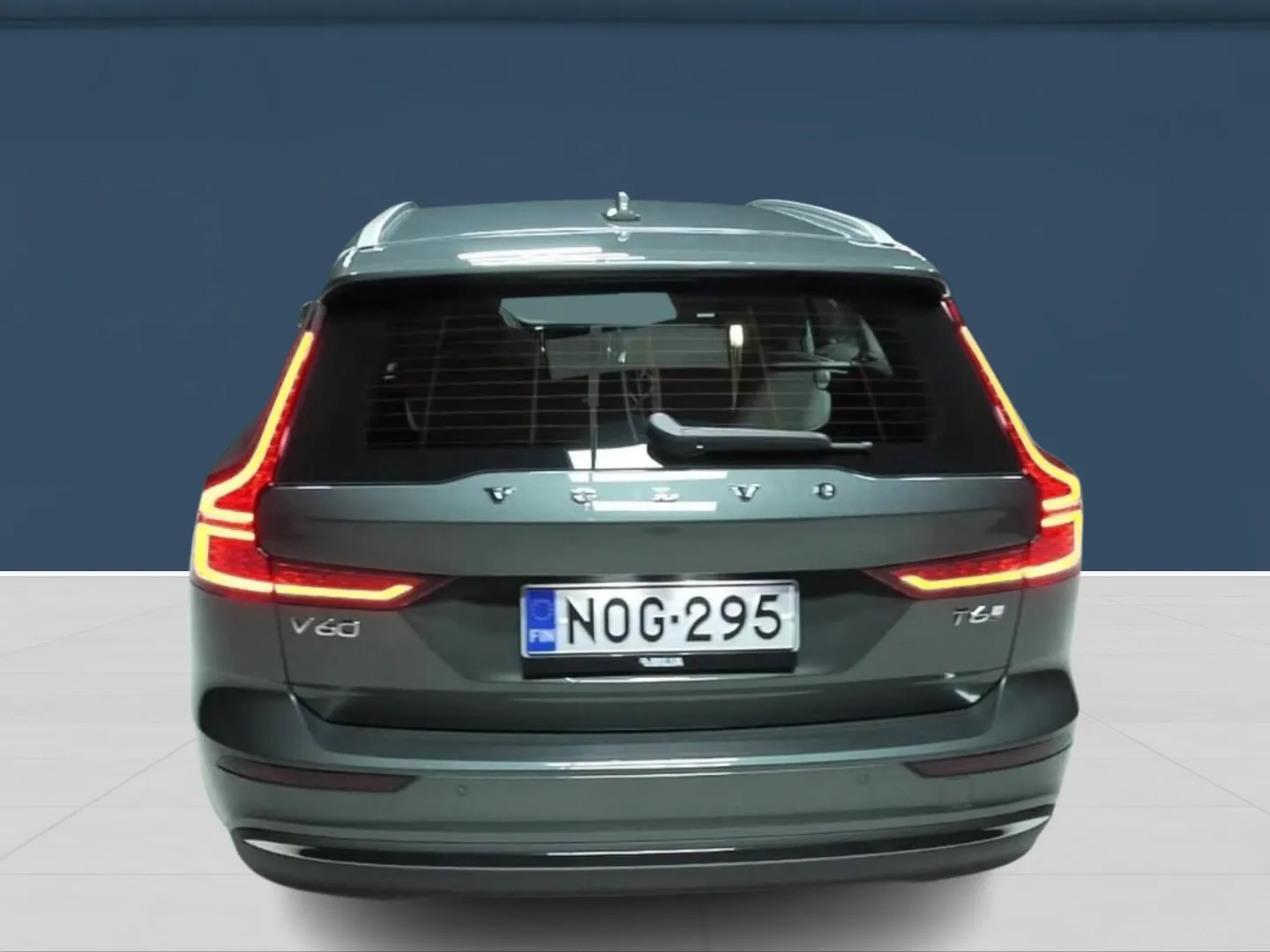 Autokuva 5 - NOG-295