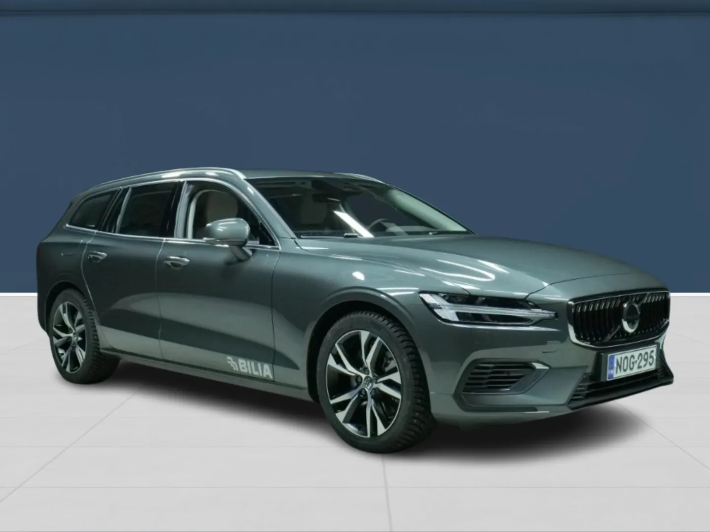 Autokuva 3 - NOG-295