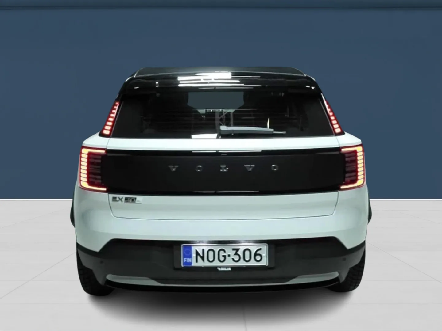 Autokuva 5 - NOG-306