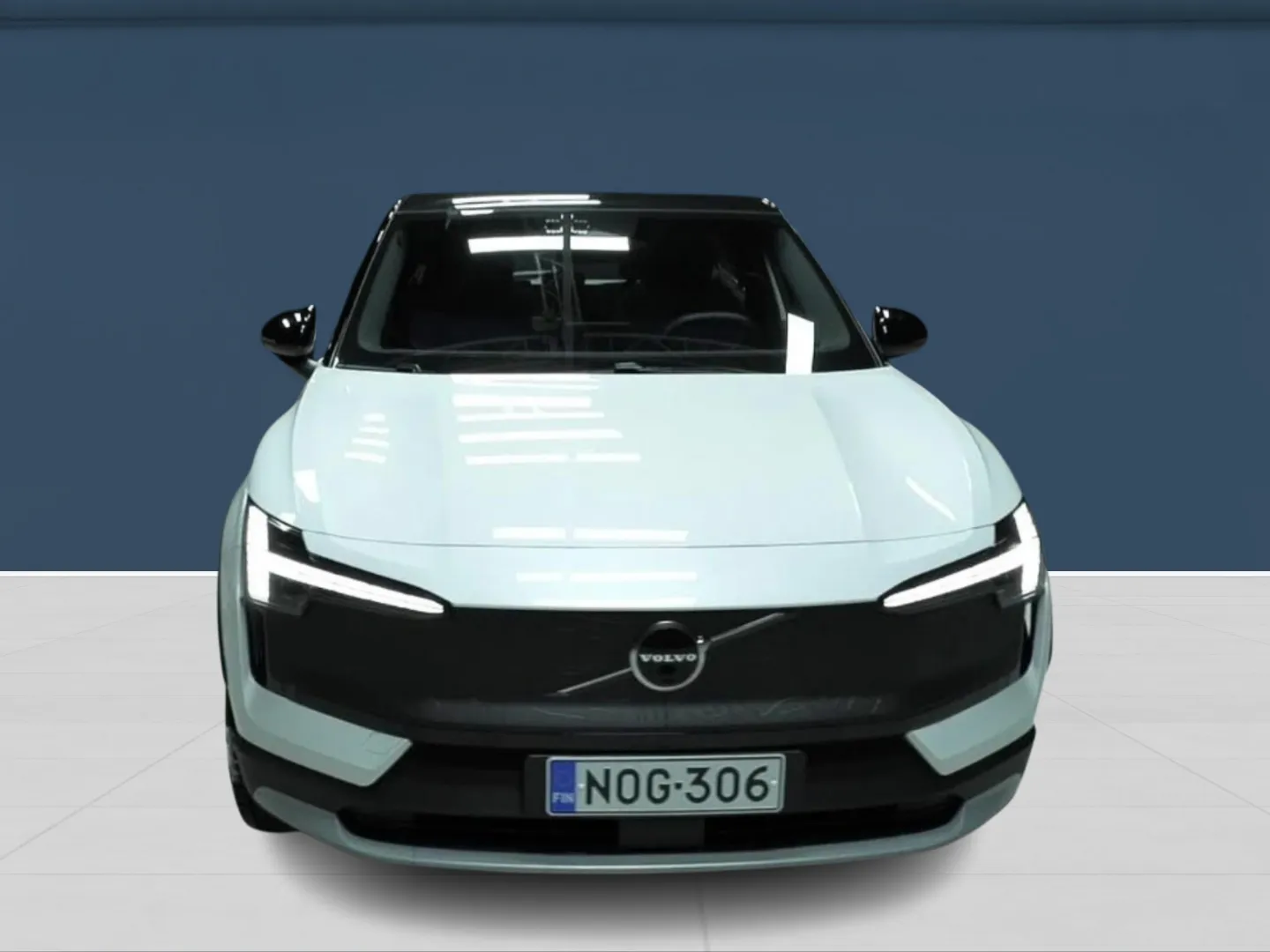 Autokuva 2 - NOG-306