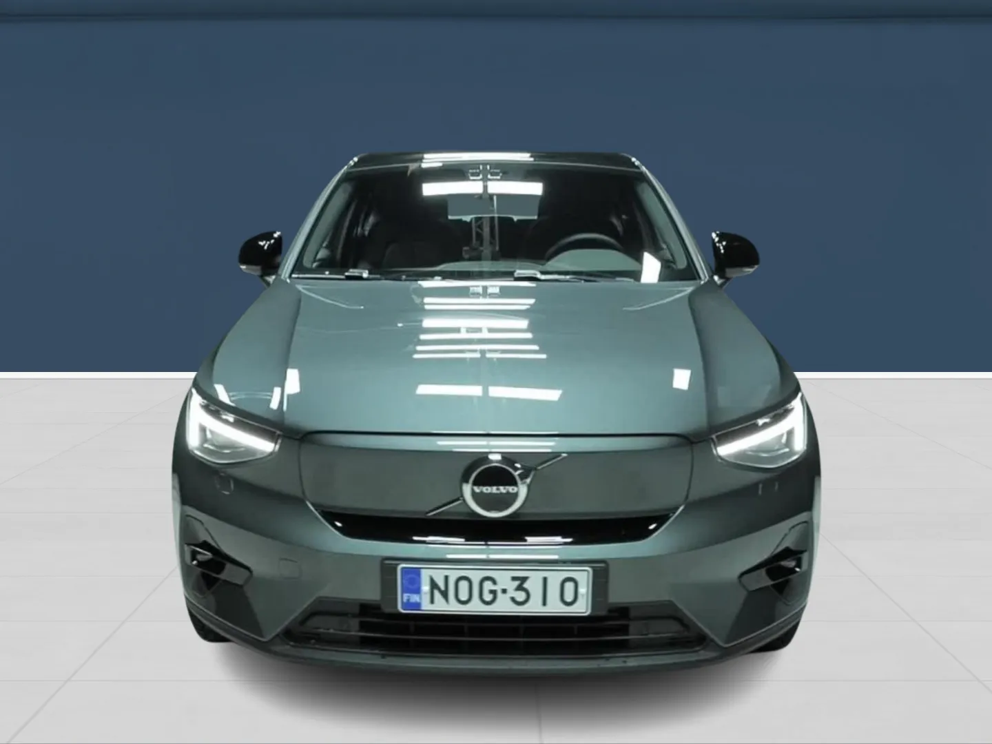 Autokuva 2 - NOG-310