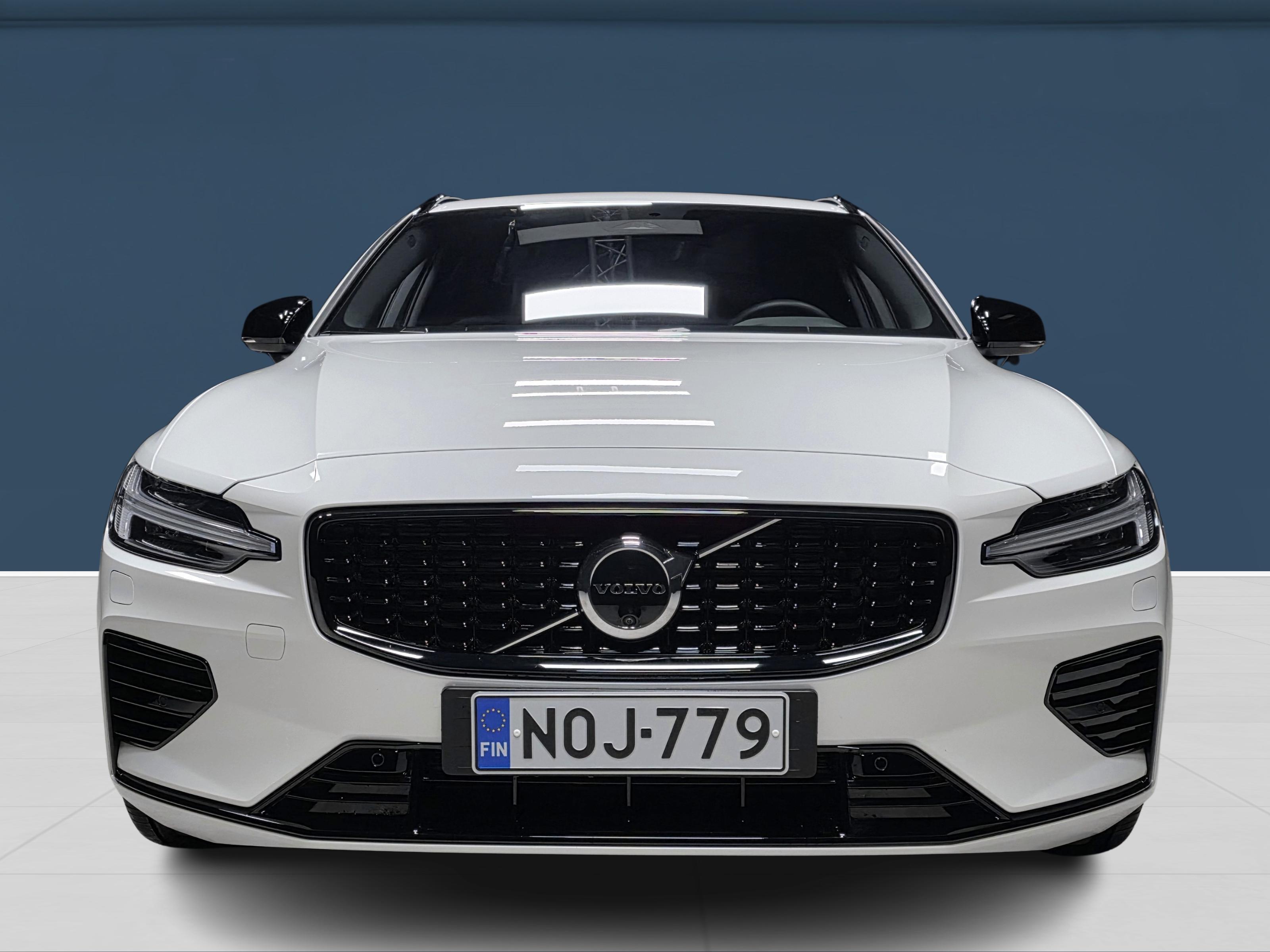 Volvo V60 2026, bild 2/21