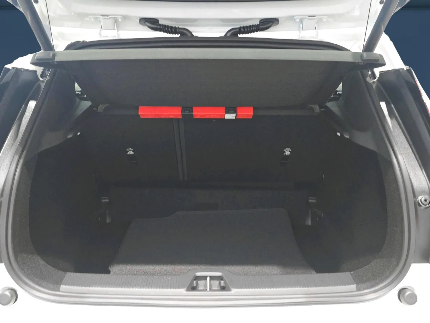 Autokuva 9 - NOJ-783