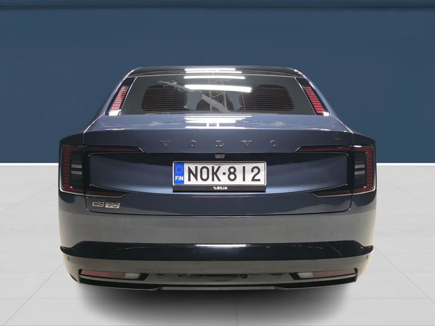 Autokuva 5 - NOK-812