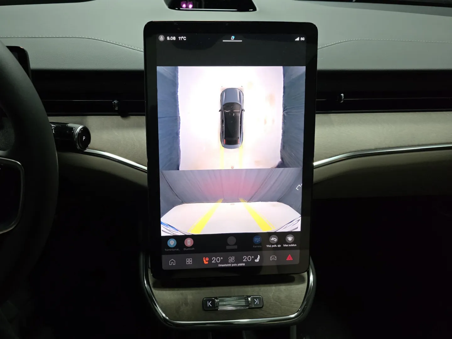 Autokuva 12 - NOK-812