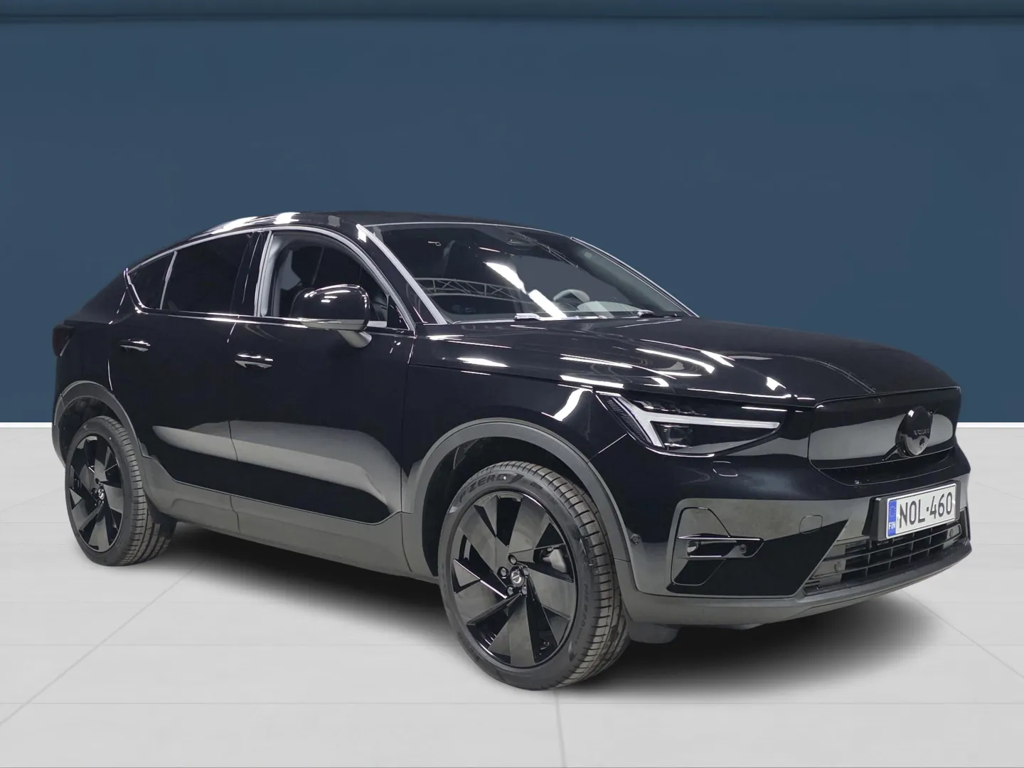 Autokuva 3 - NOL-460