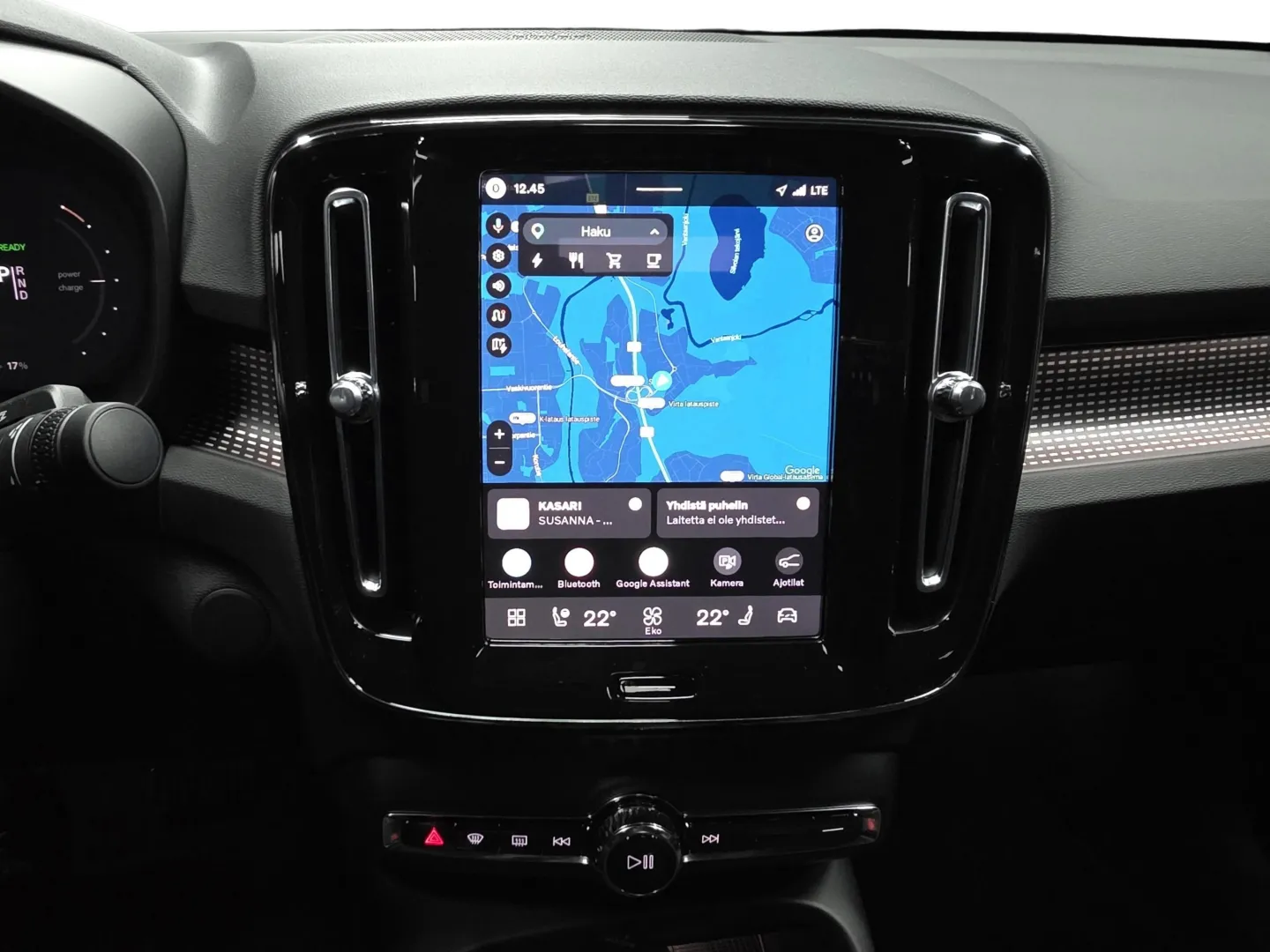 Autokuva 13 - NOL-460