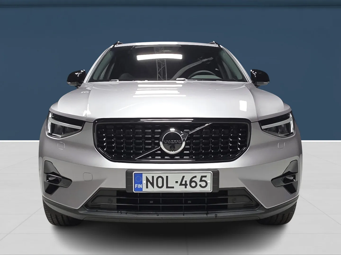 Autokuva 2 - NOL-465