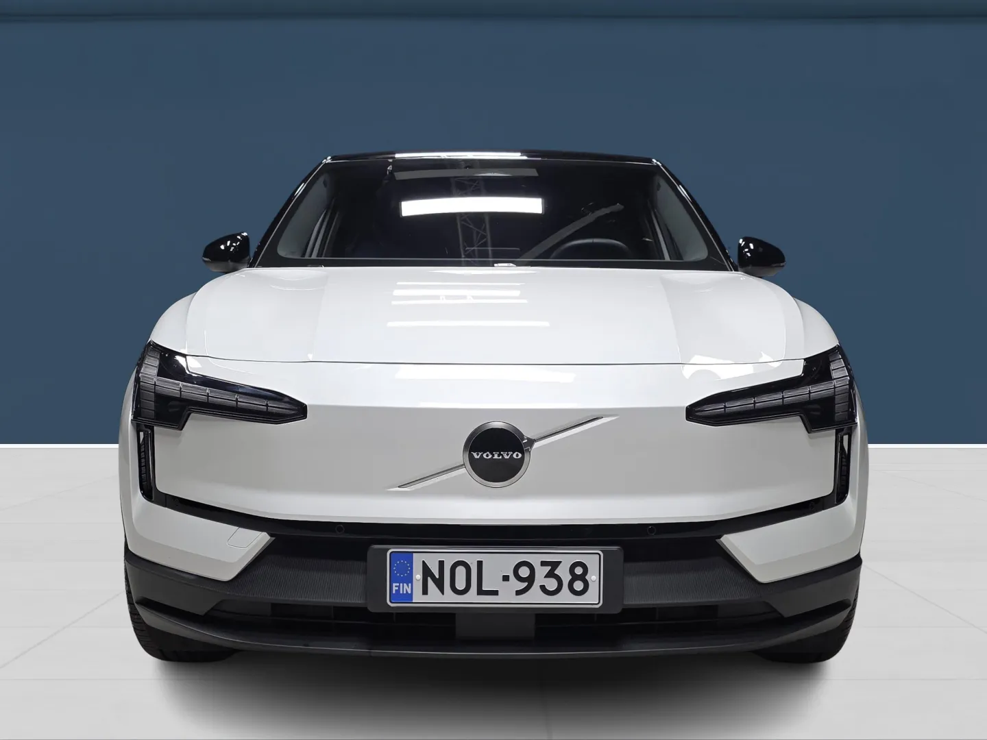 Autokuva 2 - NOL-938
