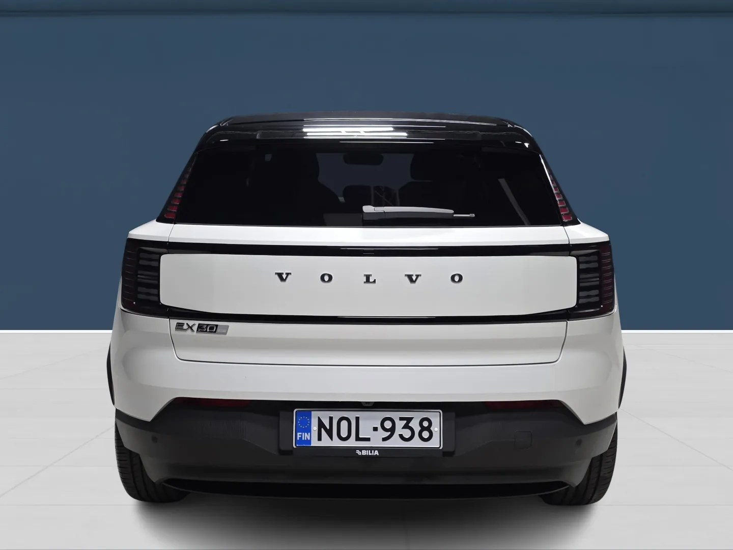 Autokuva 5 - NOL-938