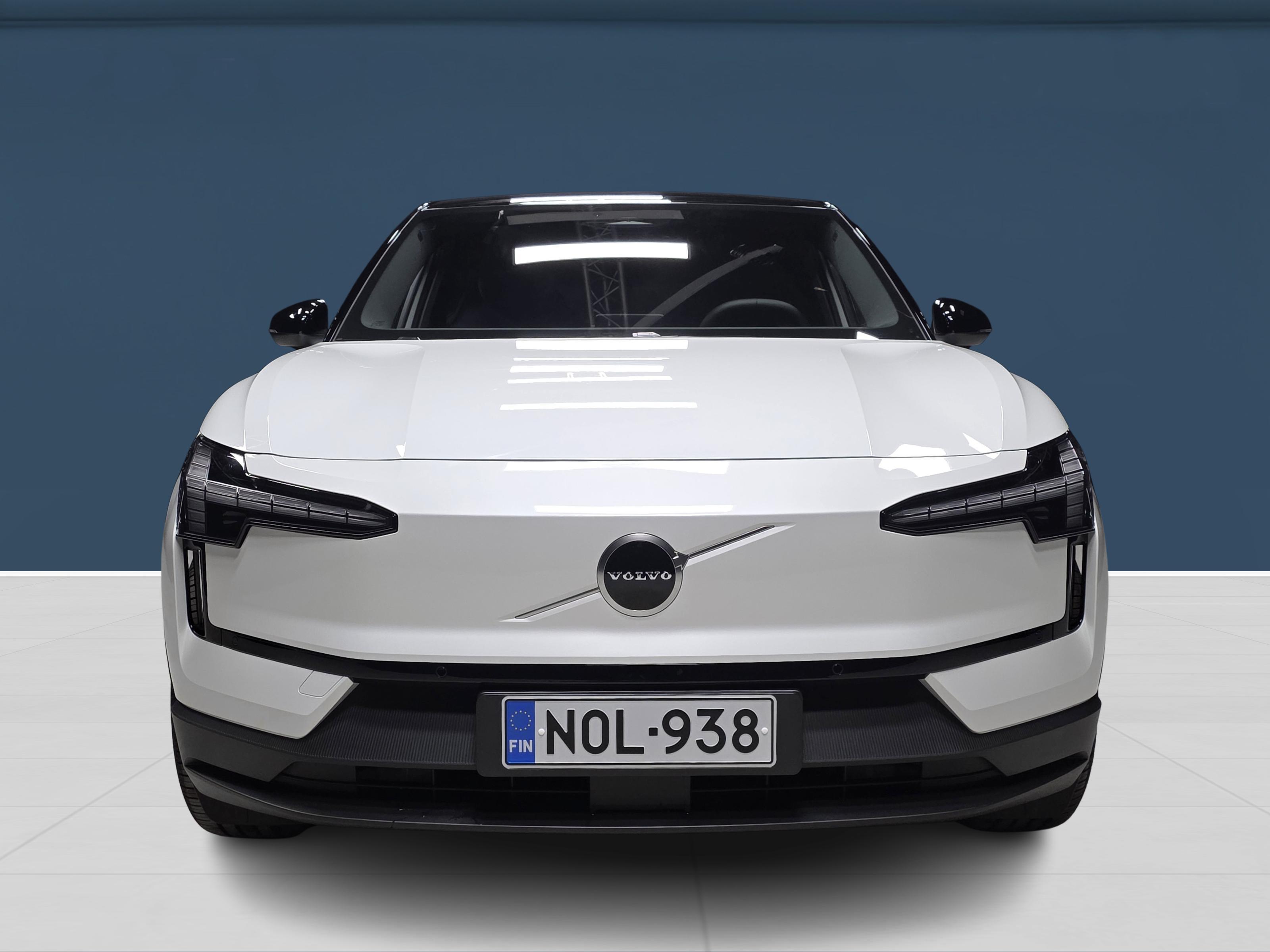 Volvo EX30 Single Extended Range Plus 2026, kuva 2/14
