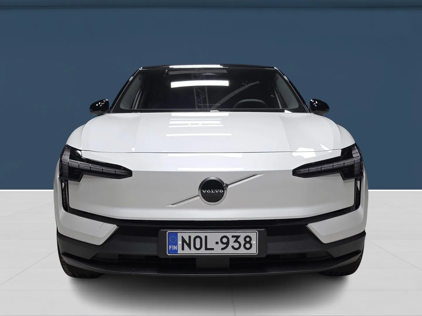 Autokuva 2 - NOL-938