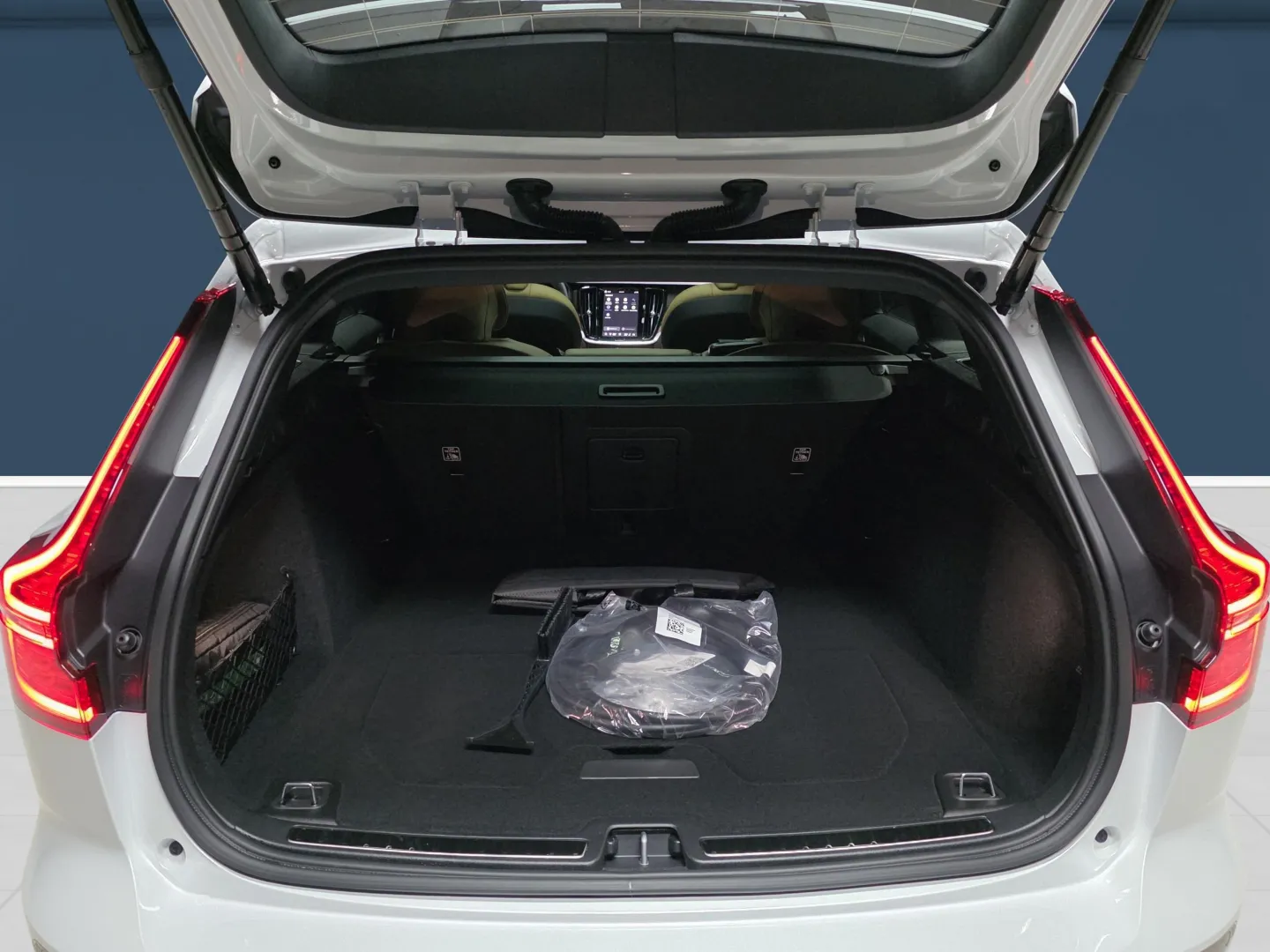 Autokuva 11 - NOL-969