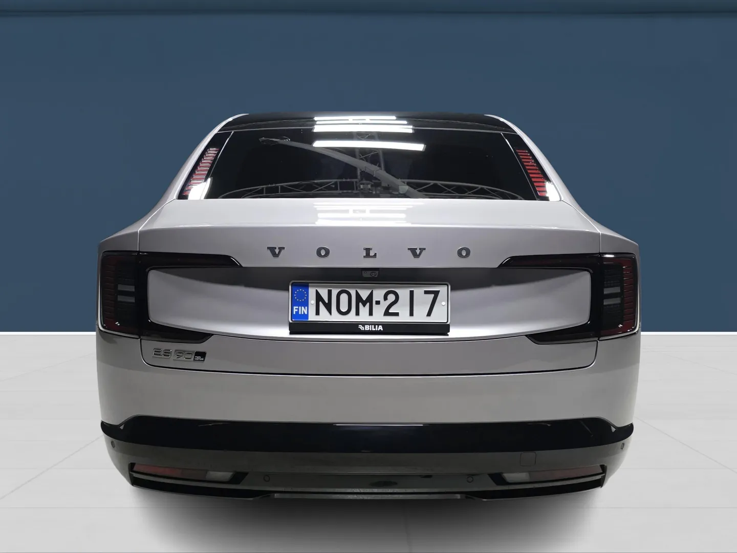 Autokuva 5 - NOM-217