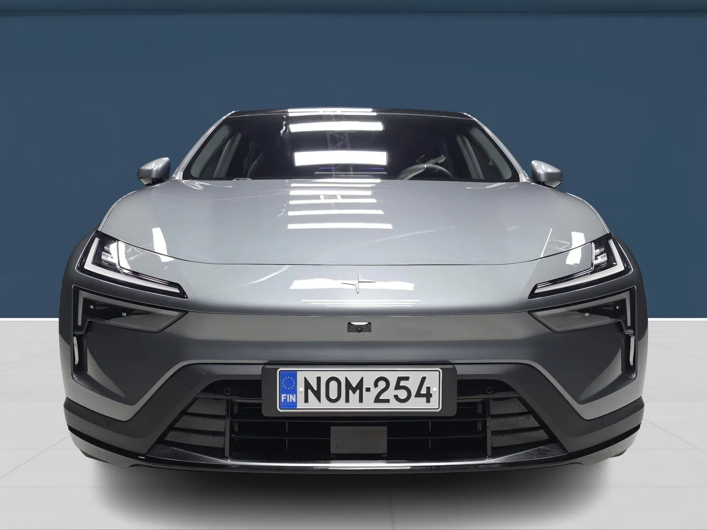 Autokuva 2 - NOM-254