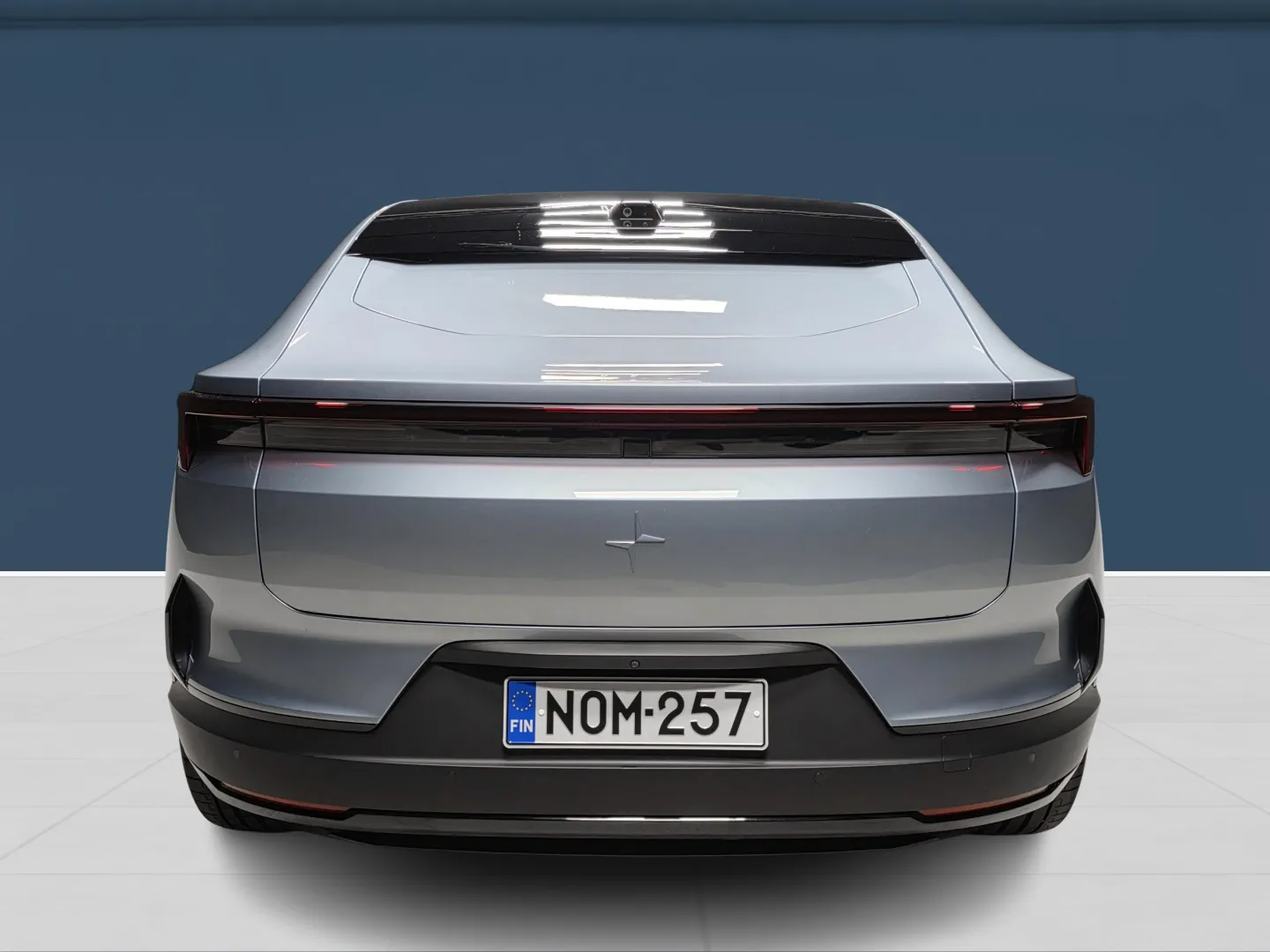 Autokuva 5 - NOM-257