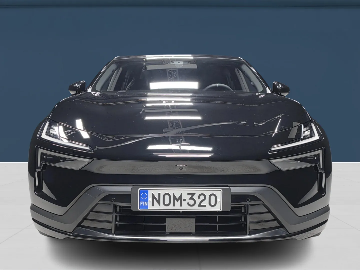Autokuva 2 - NOM-320